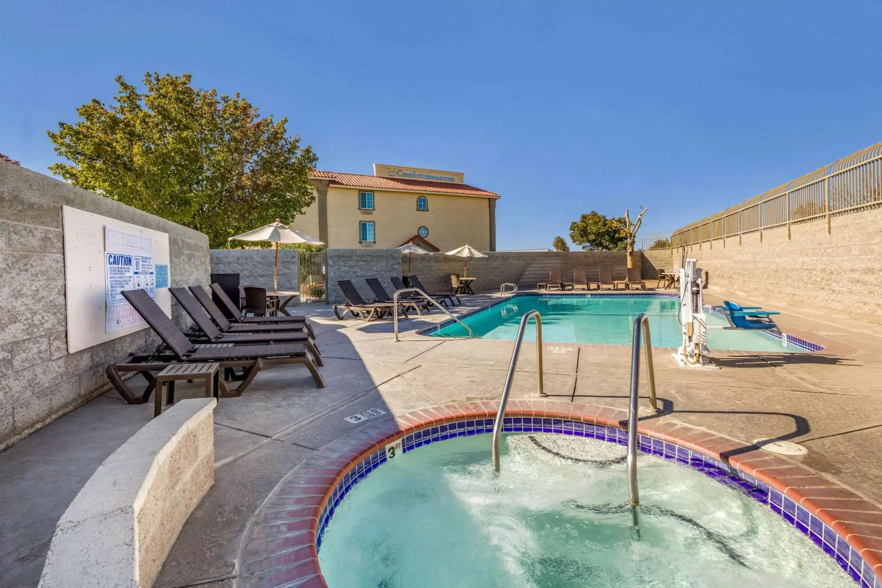 Activities, Swimming Pool in Comfort Inn & Suites Lancaster Antelope Valley