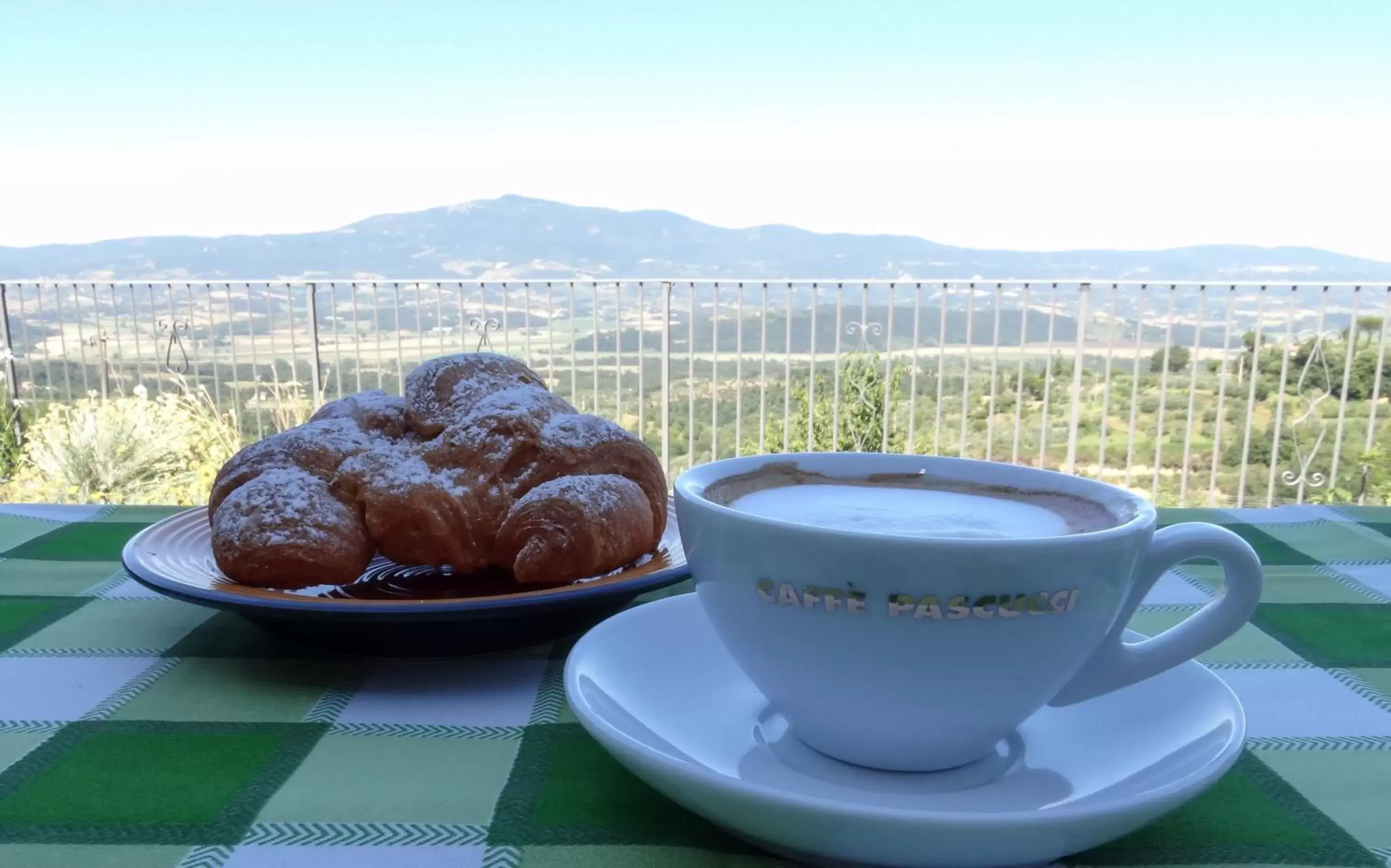 Mountain view in B&B La Casa del Sarto