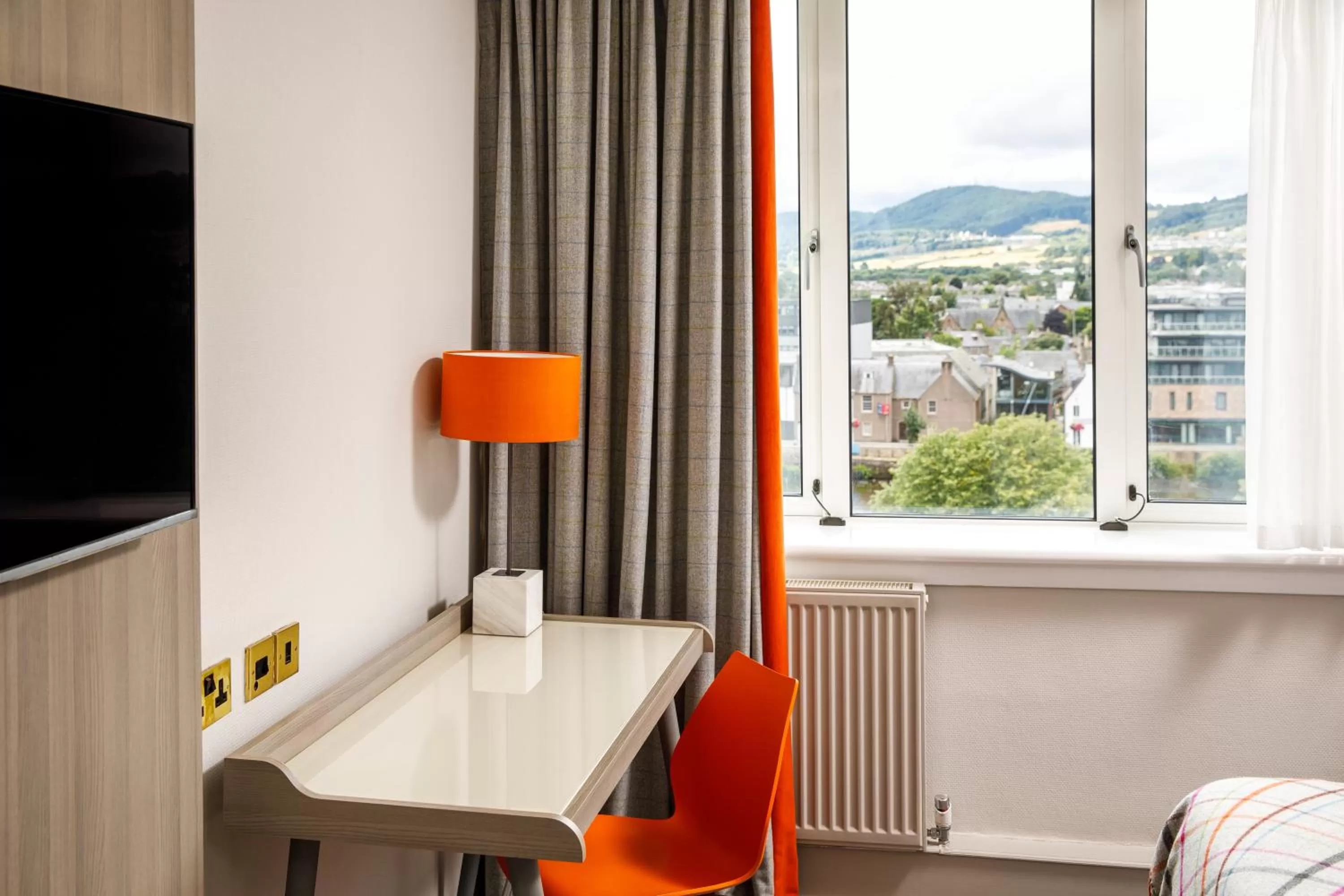 Bed in Mercure Inverness Hotel