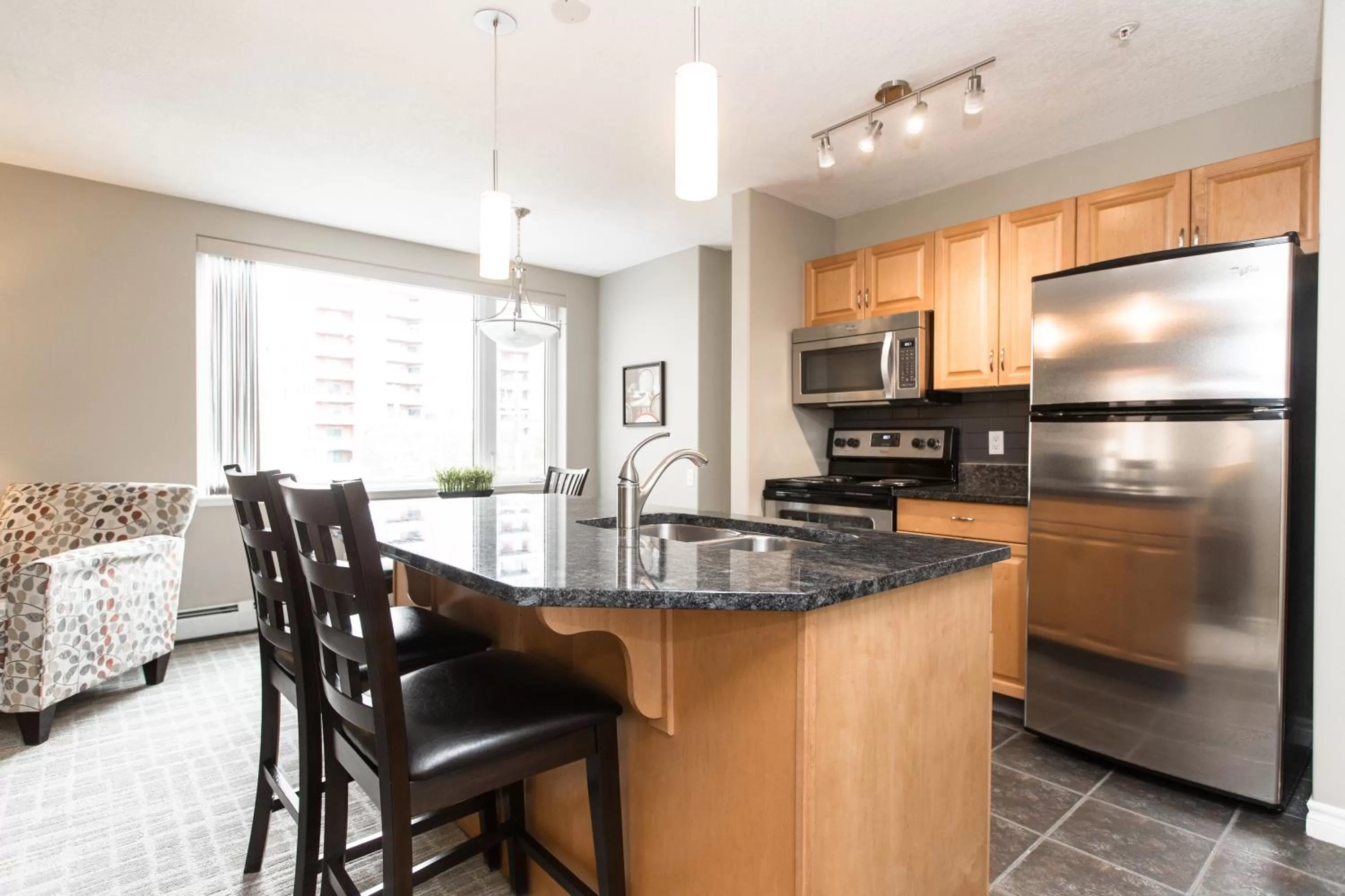 Kitchen or kitchenette in Canterra Suites Hotel