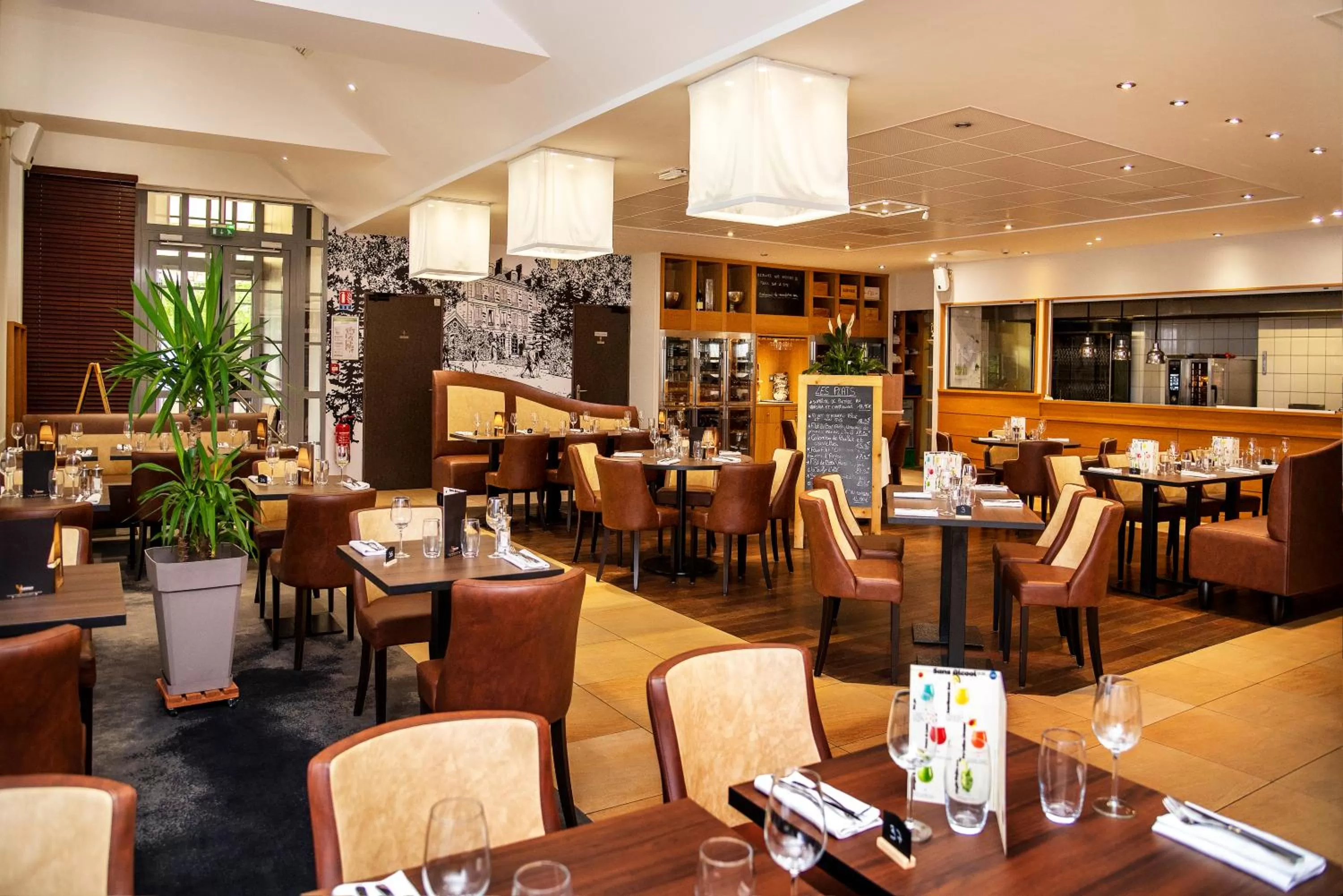 Restaurant/places to eat in Best Western Plus Hôtel Colbert