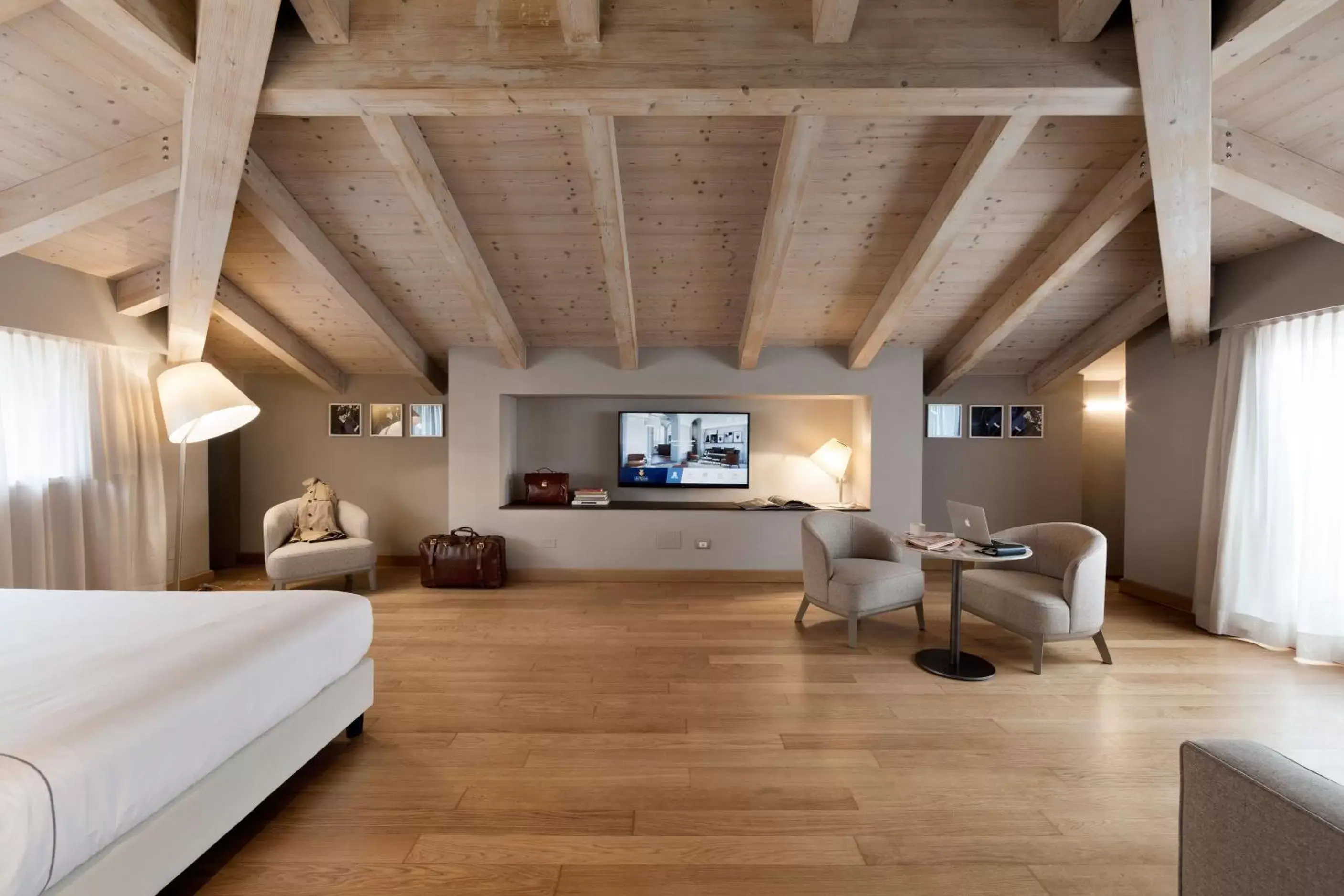 Photo of the whole room, Seating Area in Grand Hotel San Gemini I UNA Esperienze