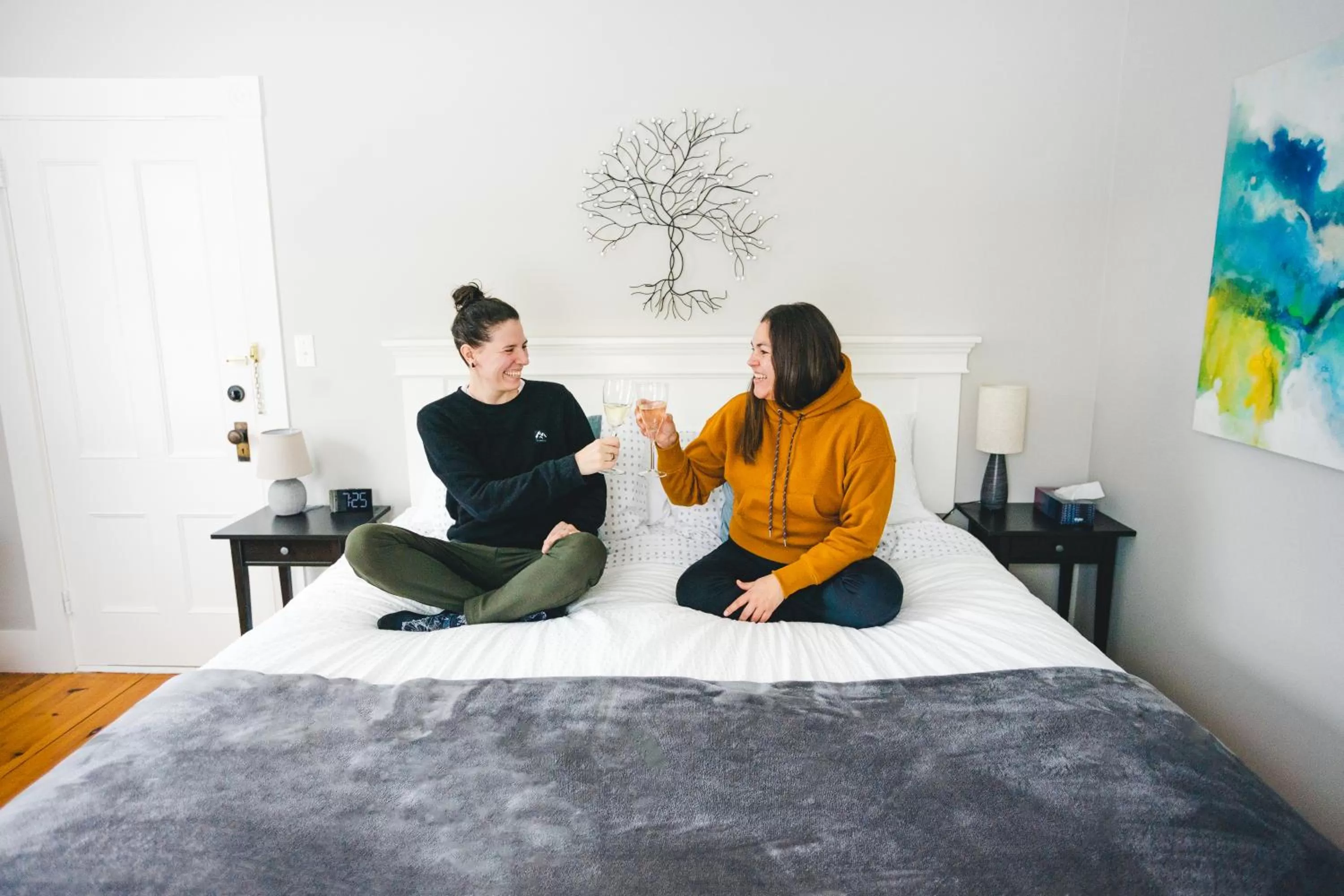 Bedroom, Bed in River Ridge Lodge