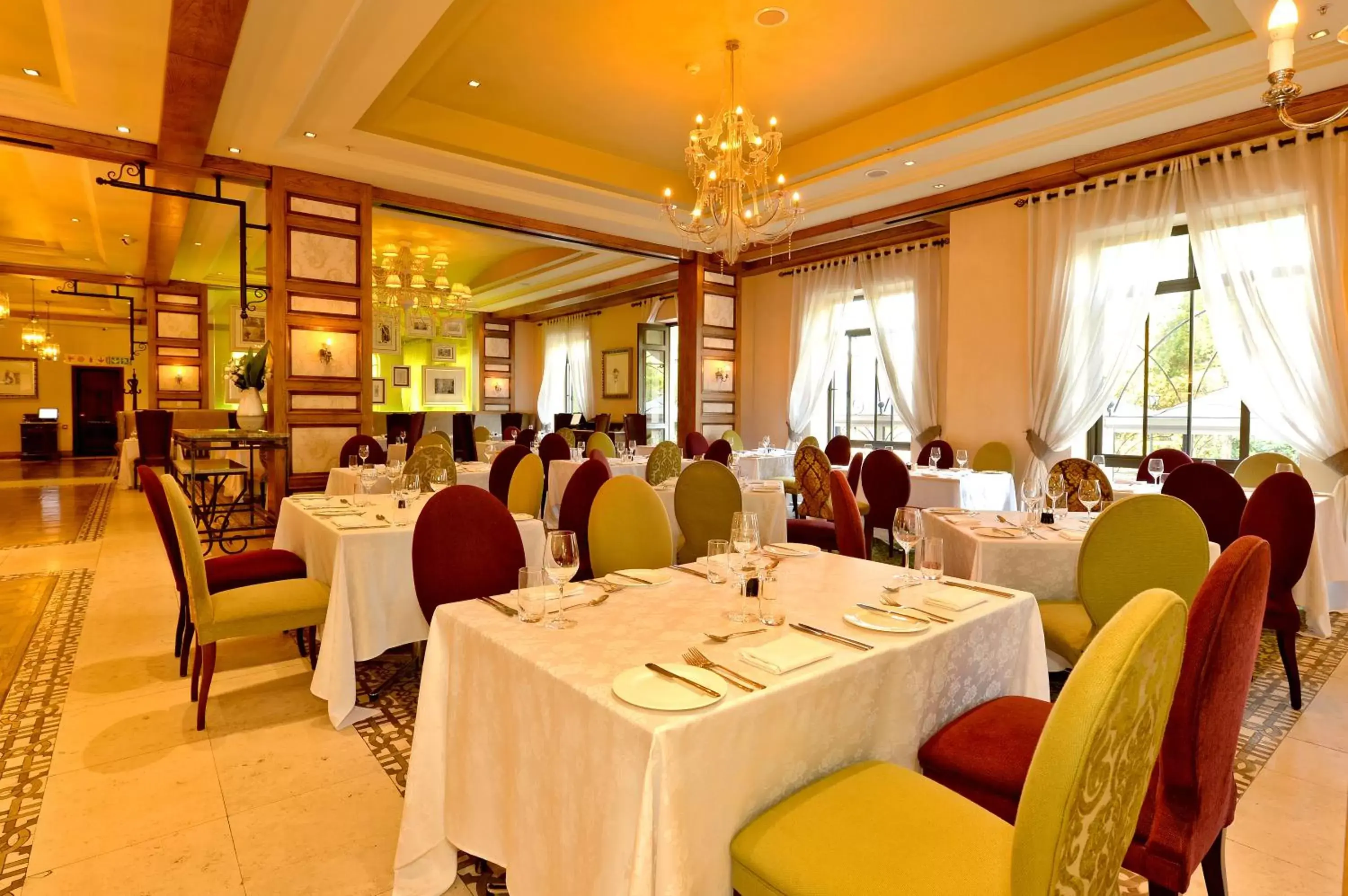 Restaurant/Places to Eat in Pivot Hotel Montecasino