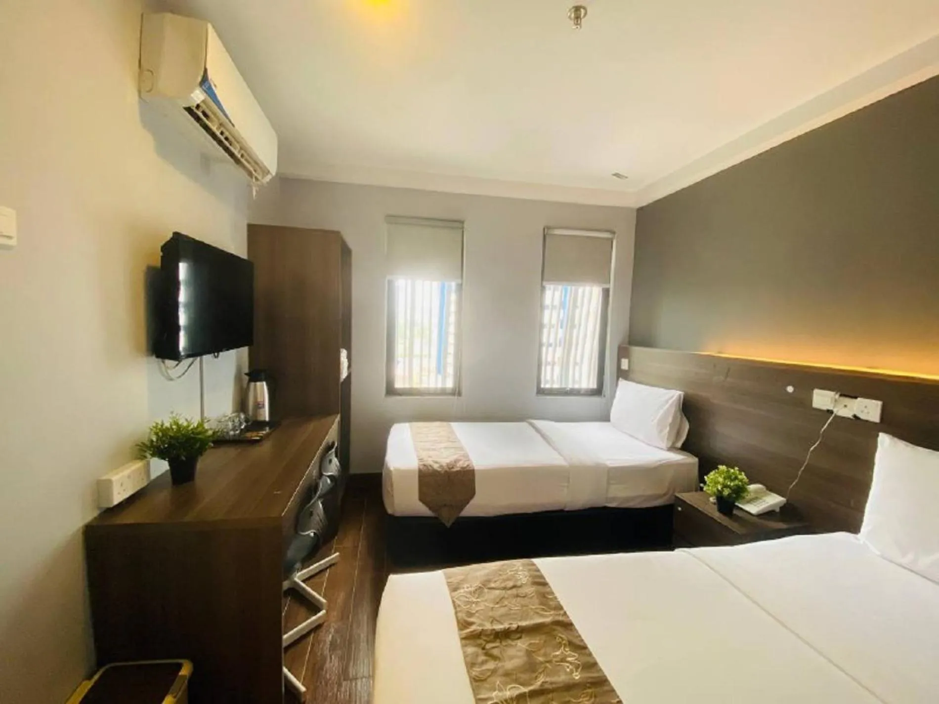 Bedroom, Bed in Asia Like Boutique Hotel