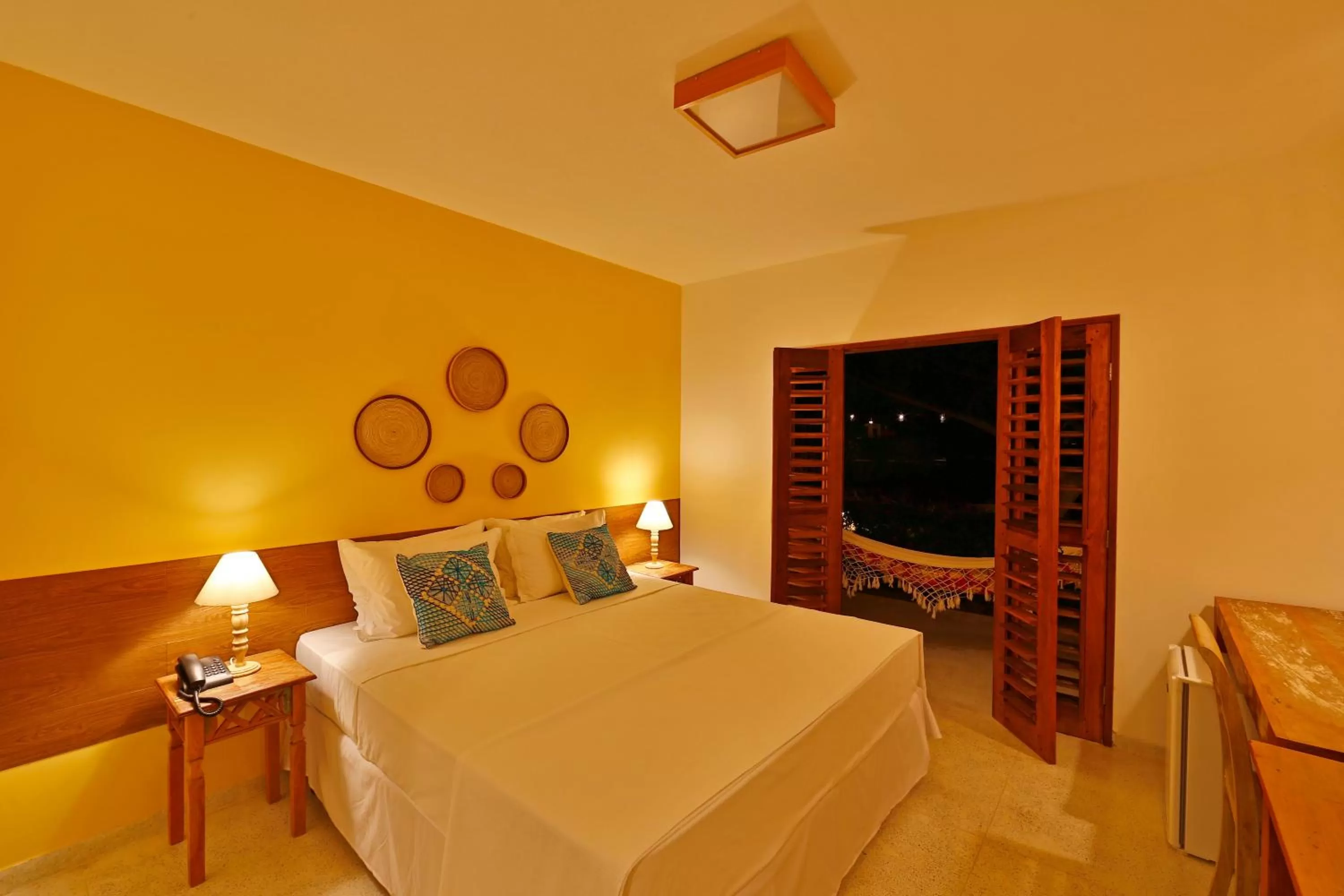 Bedroom, Bed in Angá Beach Hotel