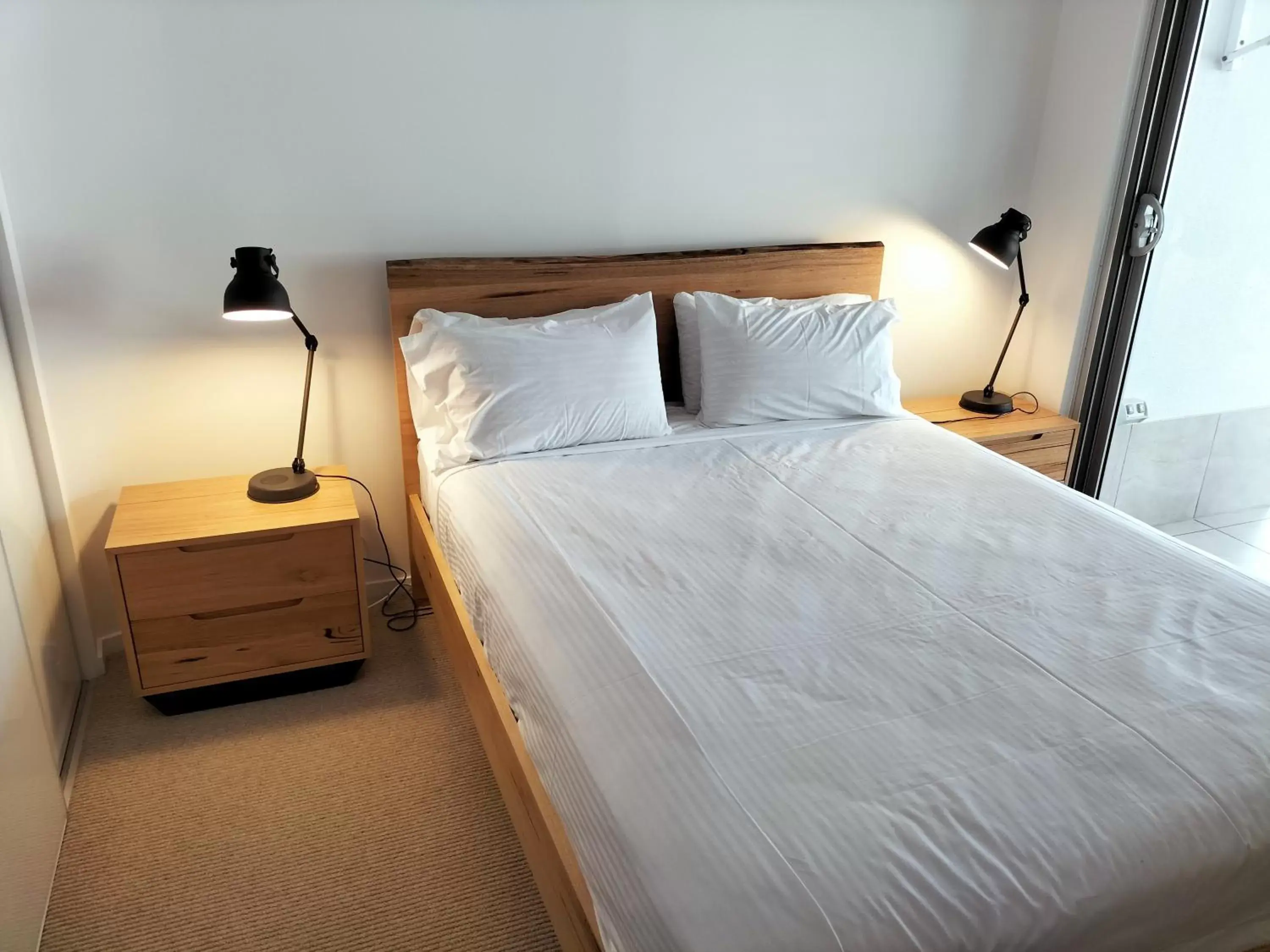 Bed in Marriner Views Bed in Marriner Views