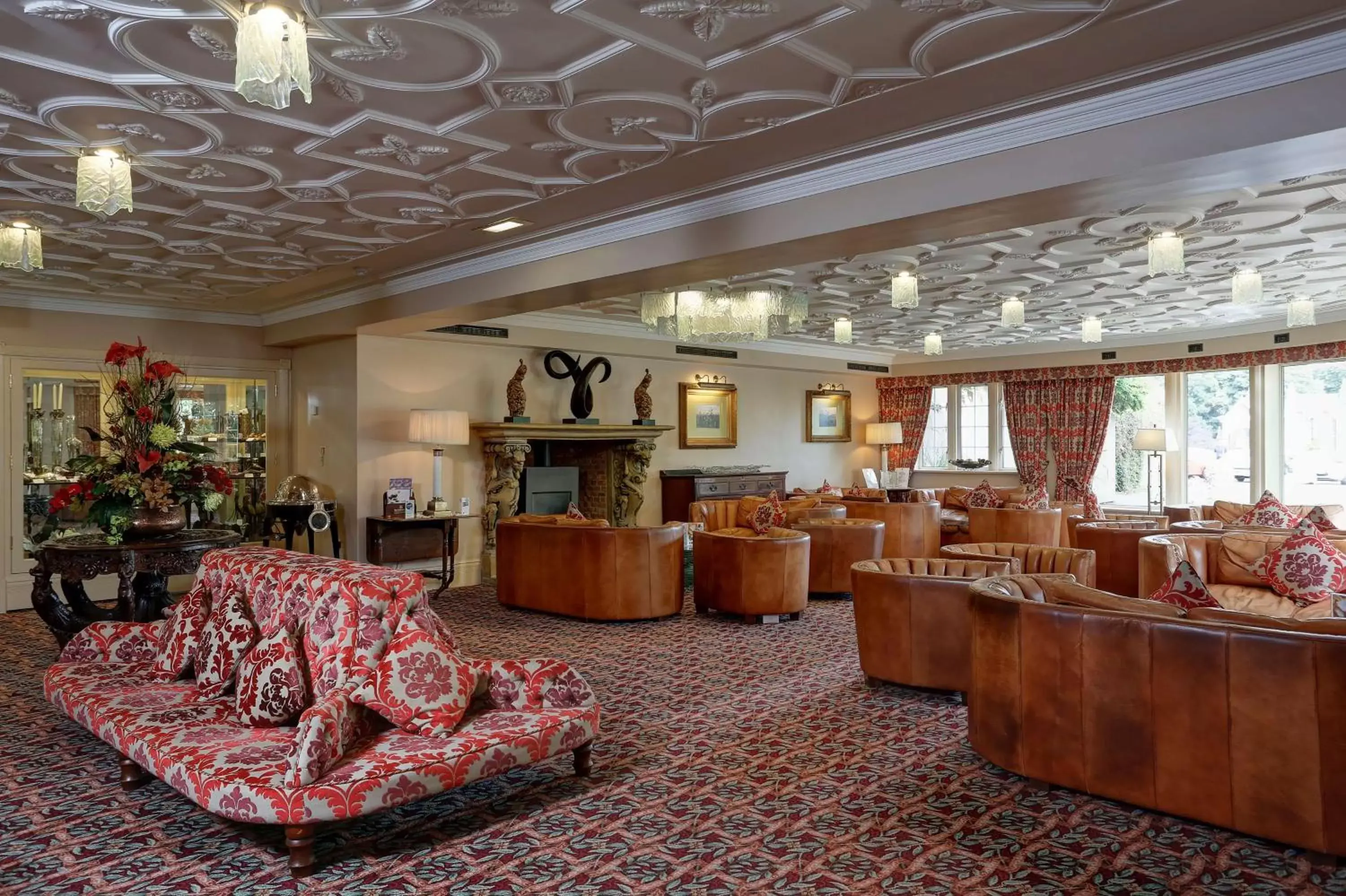 Lobby or reception in B/W Premier Doncaster Mount Pleasant Hotel