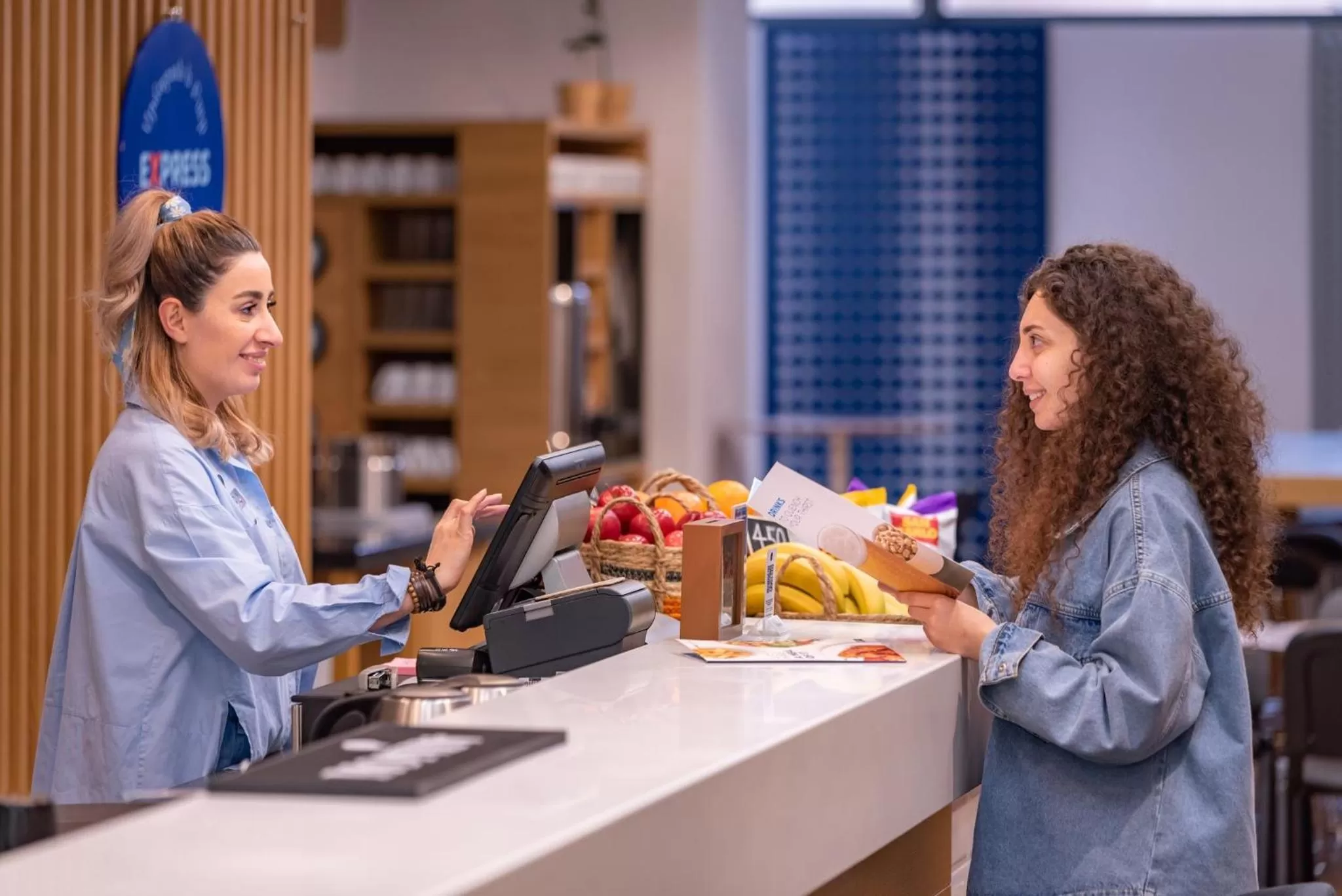 Coffee/tea facilities in Holiday Inn Express - Yerevan by IHG