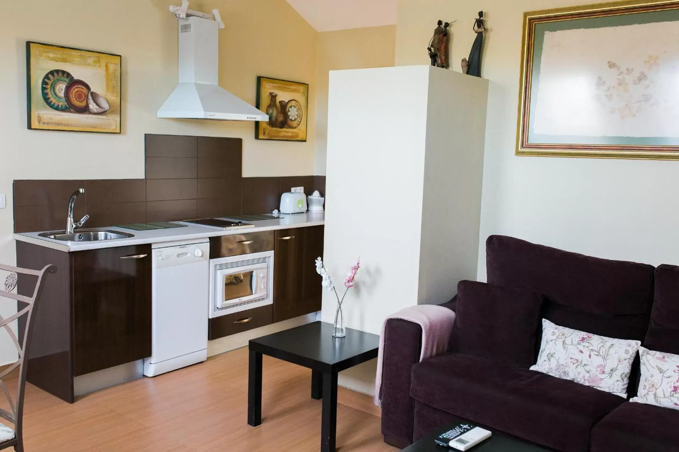 Dining area, Kitchen/Kitchenette in Ronda Navarra by Valdesierra