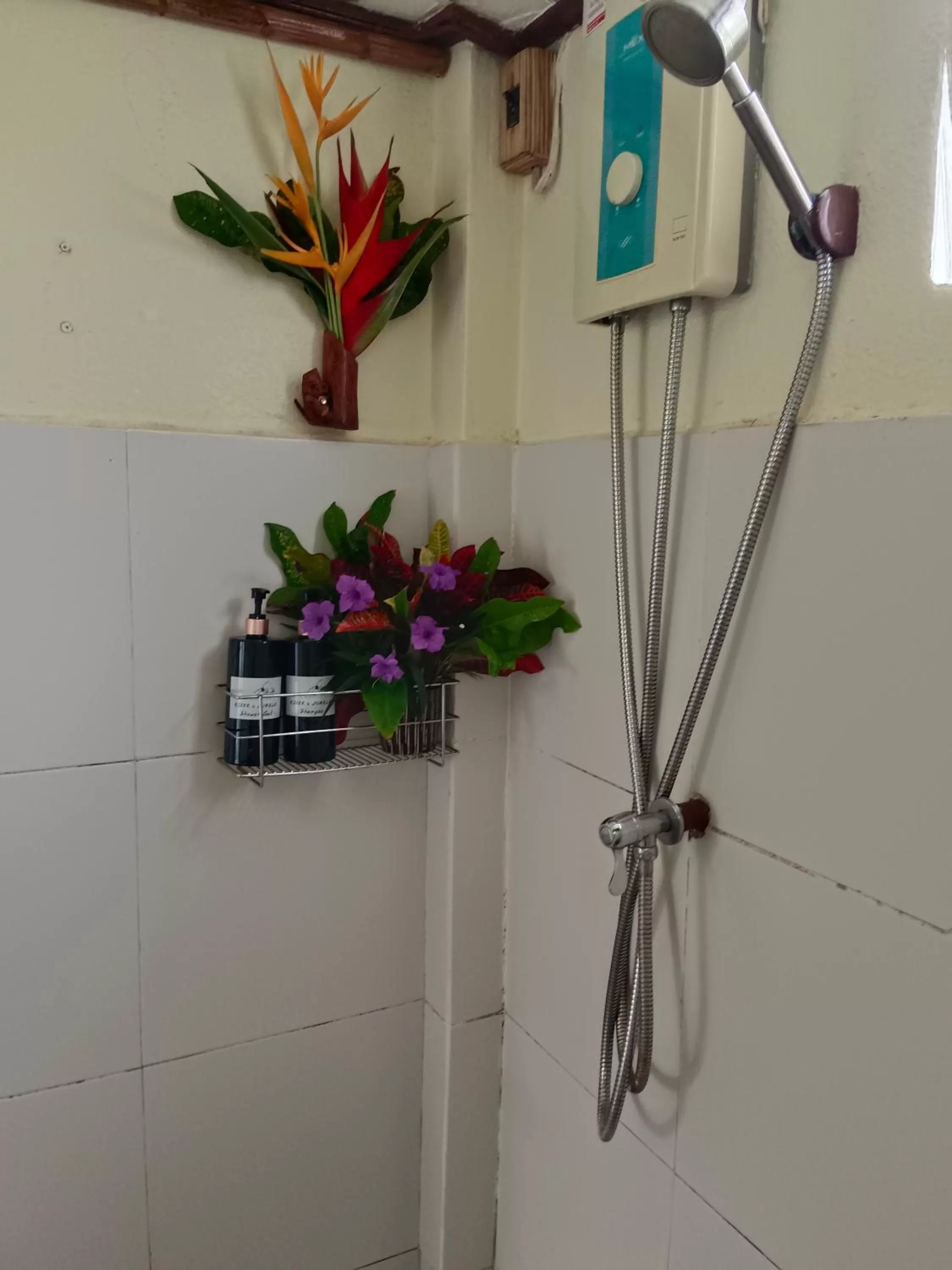 Khao Sok River & Jungle Resort