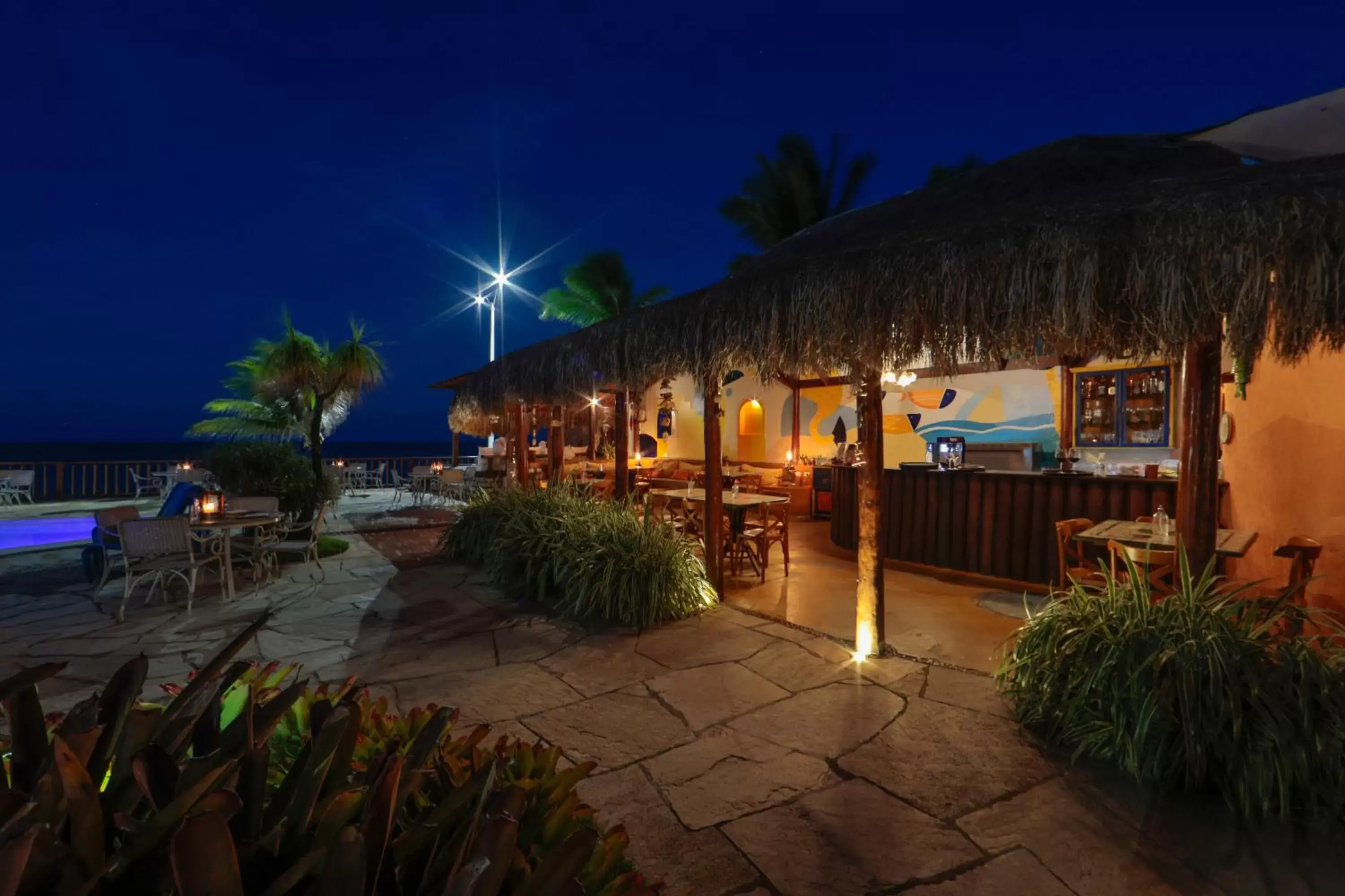 Restaurant/places to eat, Property Building in Manary Praia Hotel