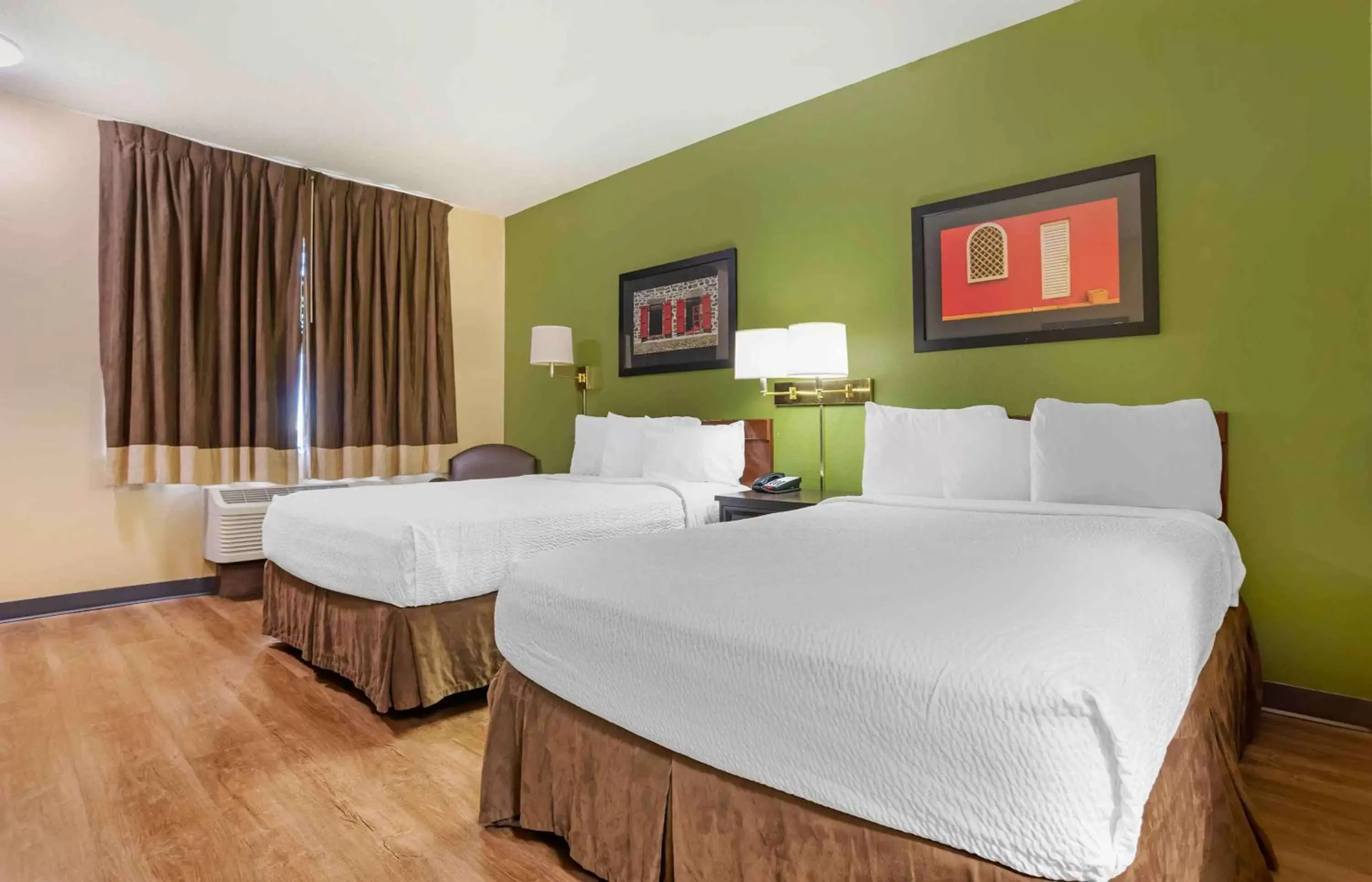 Bedroom, Bed in Extended Stay America Suites - Baton Rouge - Citiplace