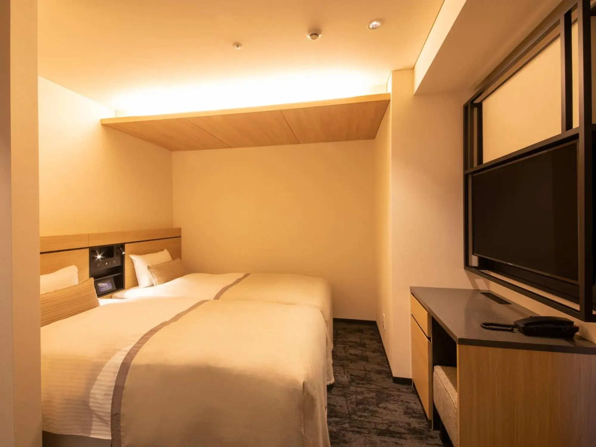 Economy Twin Room for Single Use - Non-Smoking in Hotel Keihan Kyoto Ekiminami