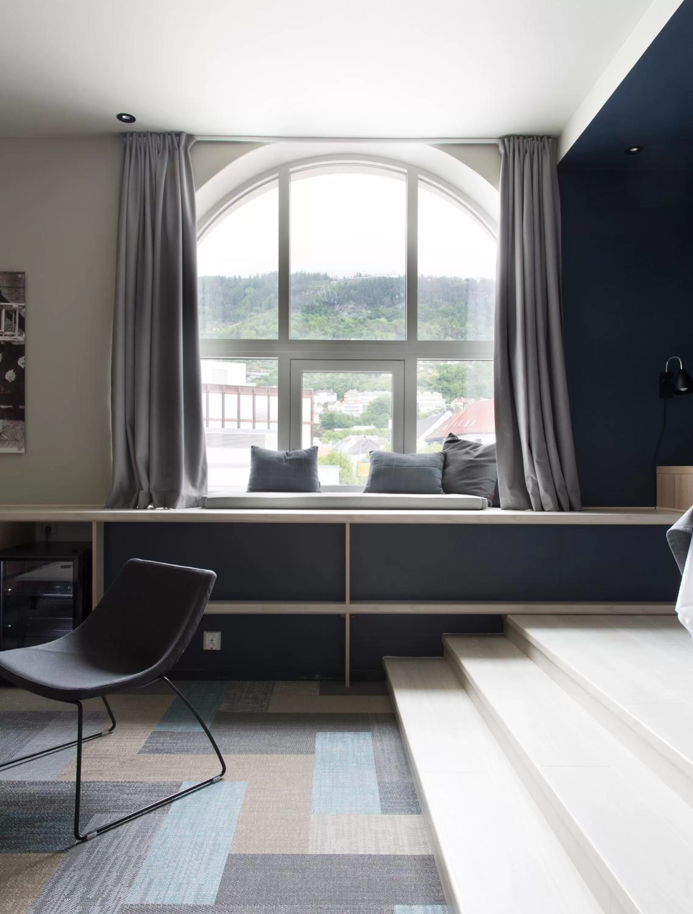 Seating area, Bed in Citybox Bergen City