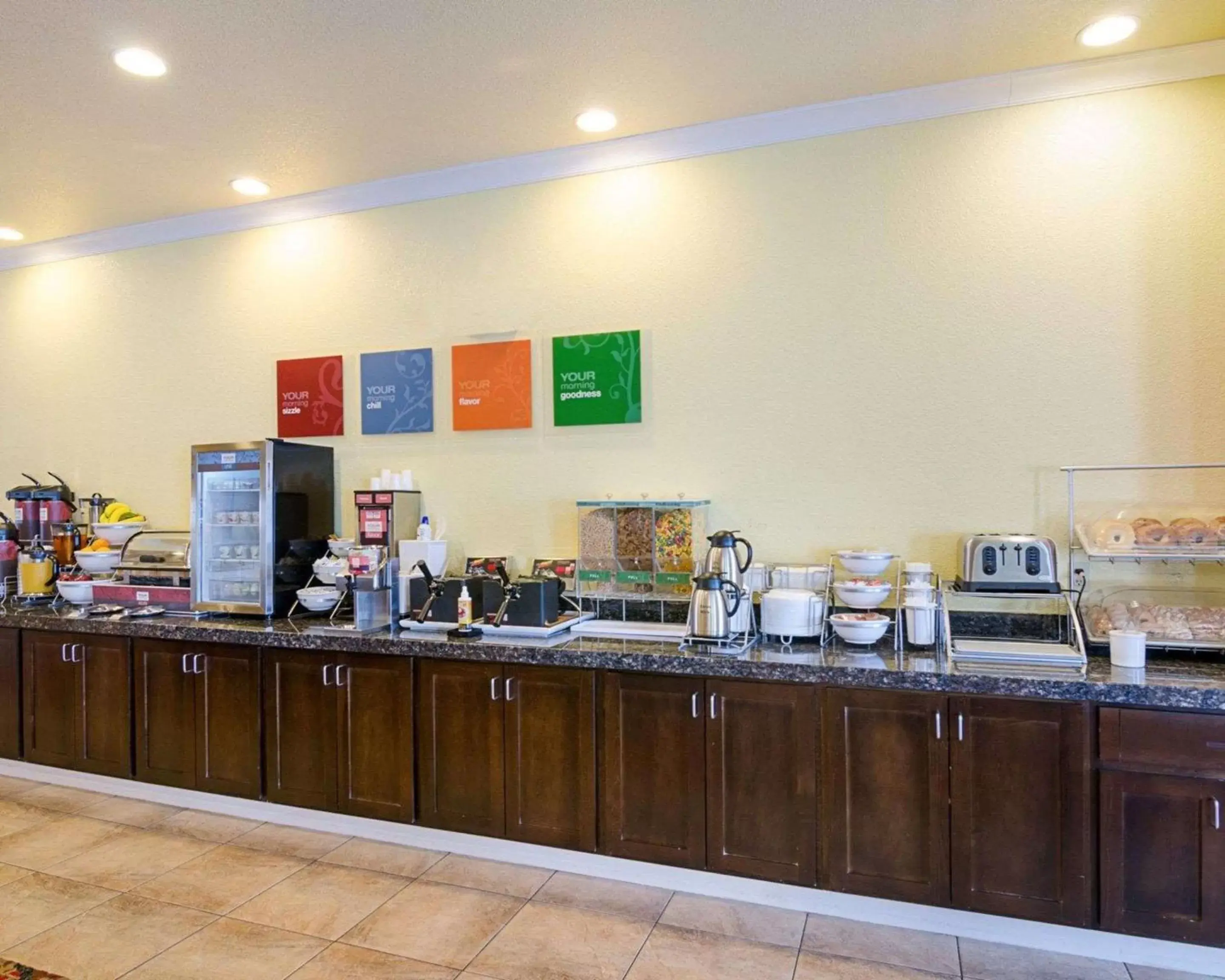 Restaurant/places to eat in Comfort Inn & Suites Orange - Montpelier Restaurant/places to eat in Comfort Inn & Suites Orange - Montpelier