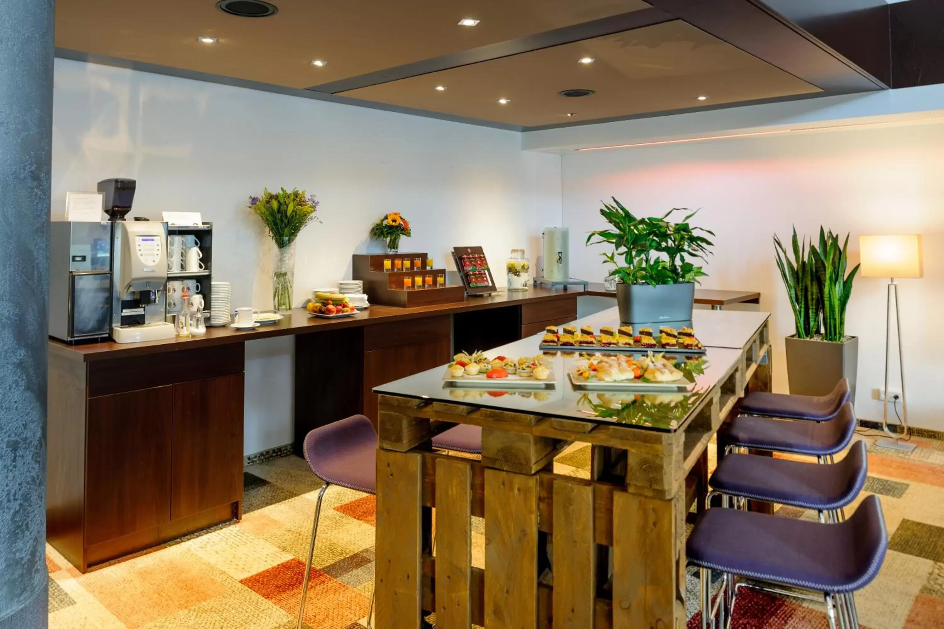 Food and drinks, Restaurant/Places to Eat in Mercure Hotel Düsseldorf Ratingen