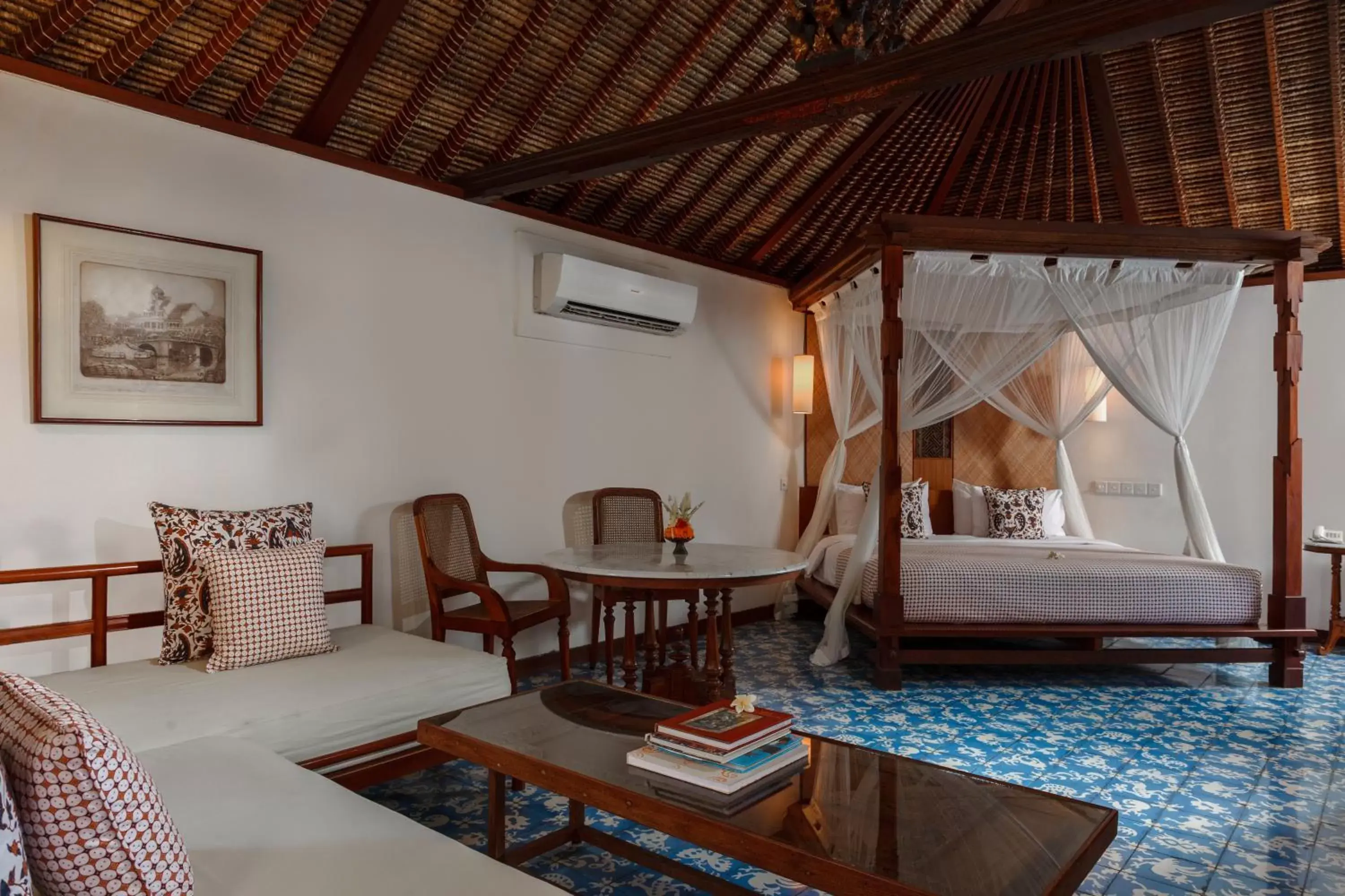 Living room, Seating Area in Tandjung Sari Hotel