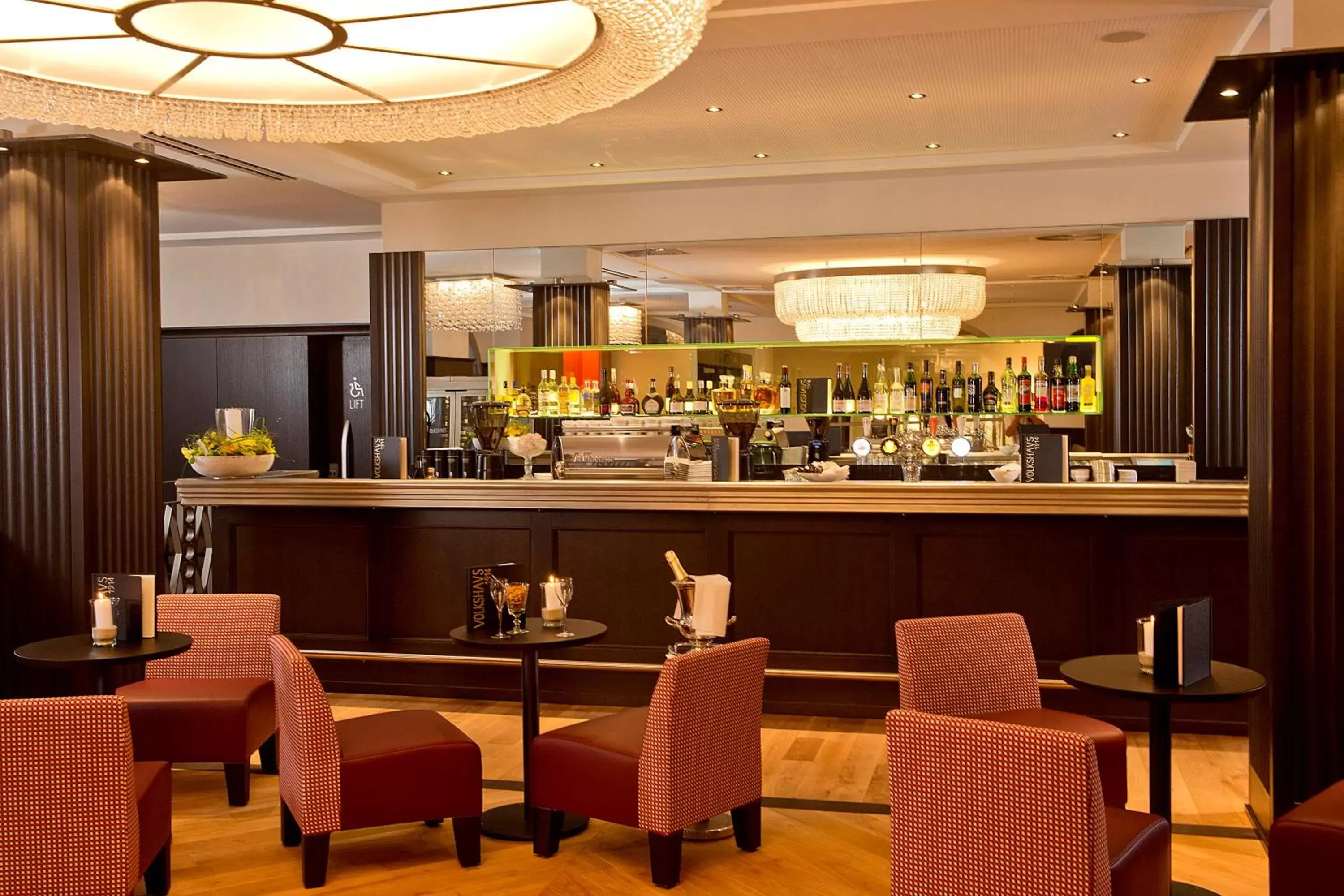 Lounge or bar, Restaurant/Places to Eat in Best Western Plus Hotel Bern