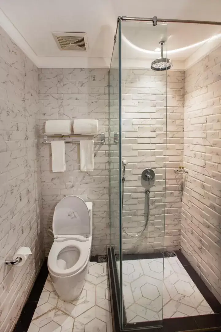 Bathroom in Hotel Des Indes Menteng