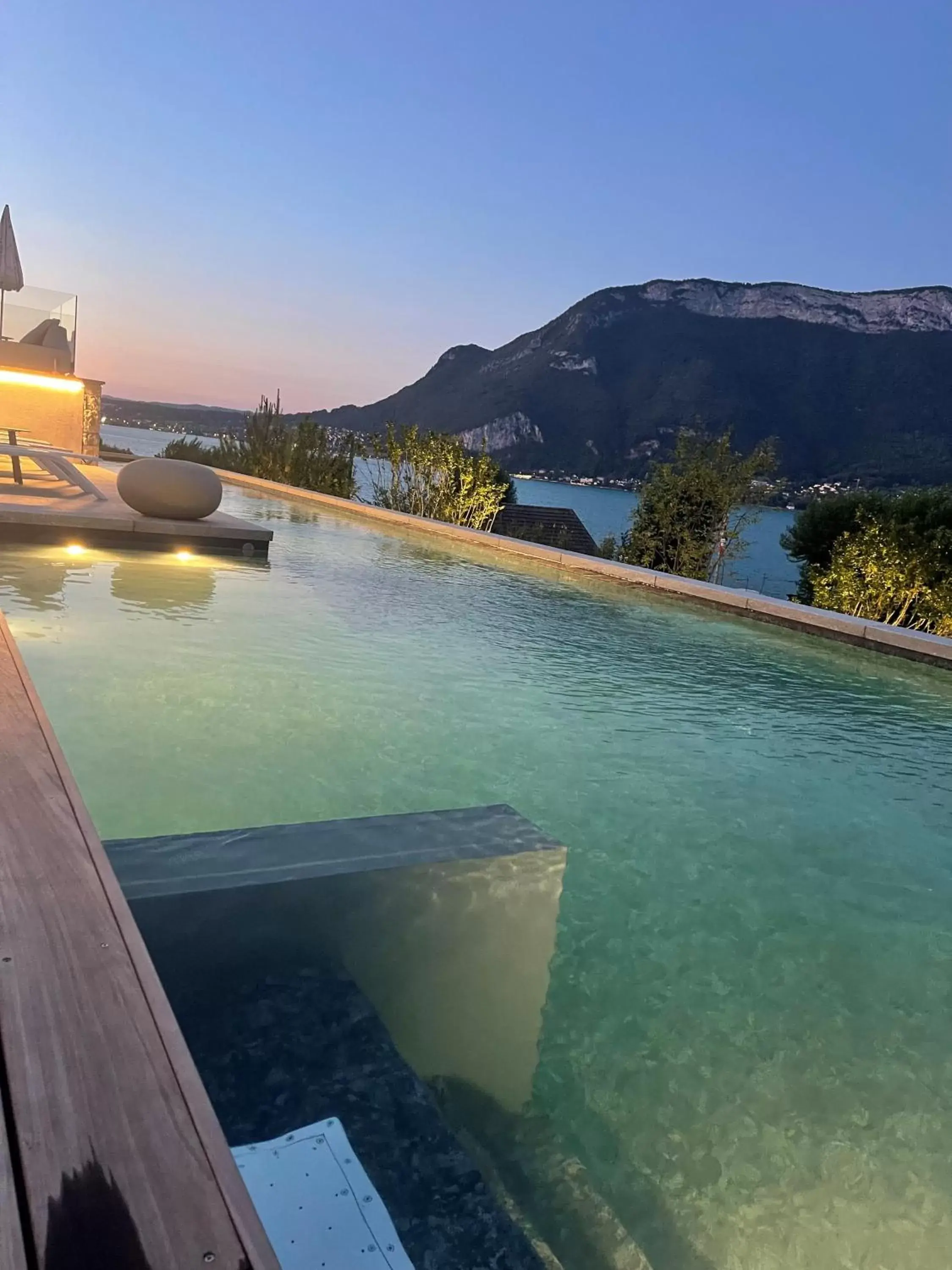 Pool view, Swimming Pool in Hôtel Beauregard, The Originals Relais (Inter-Hotel)