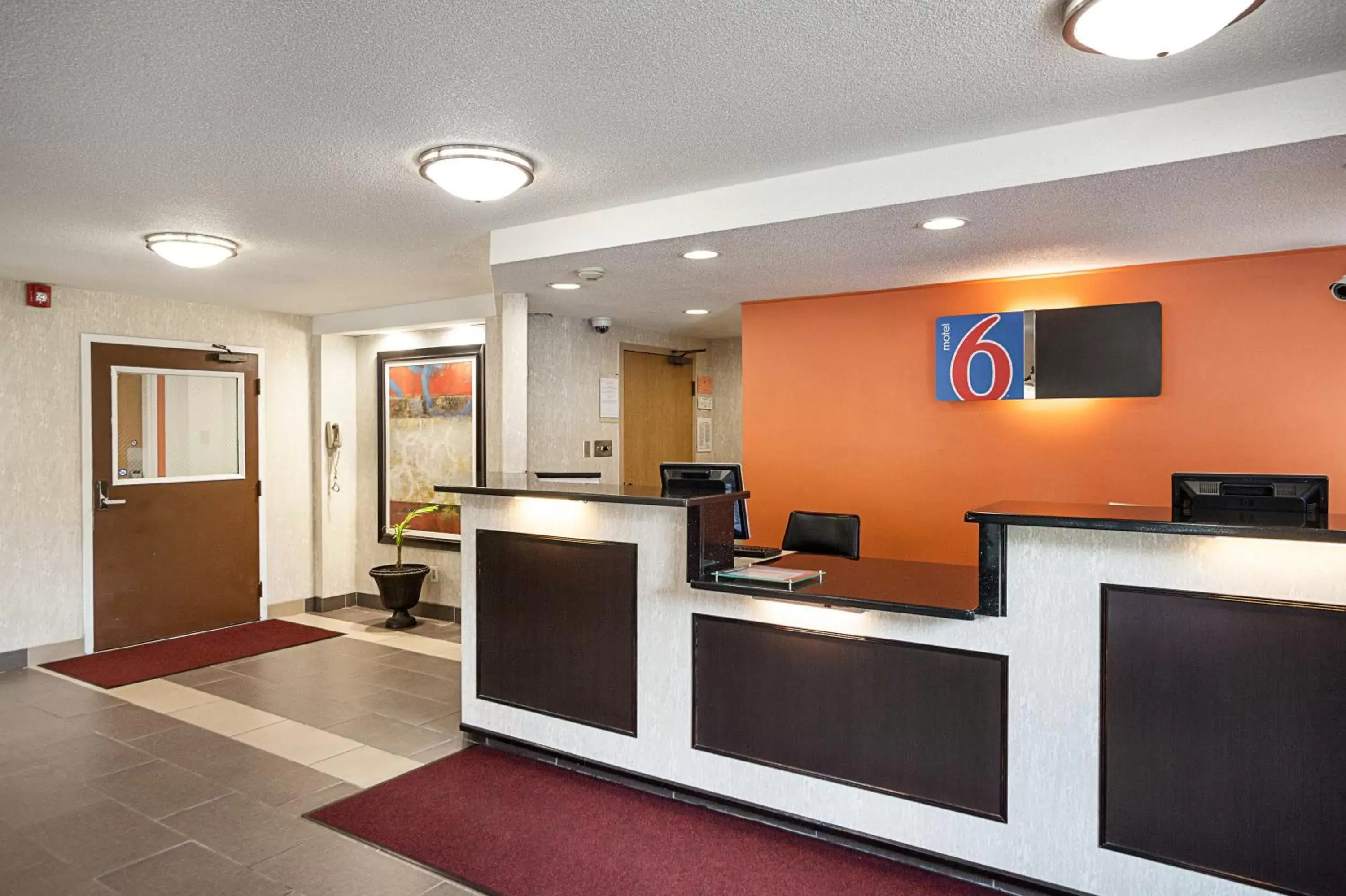 Lobby or reception in Motel 6-Binghamton, NY Lobby or reception in Motel 6-Binghamton, NY