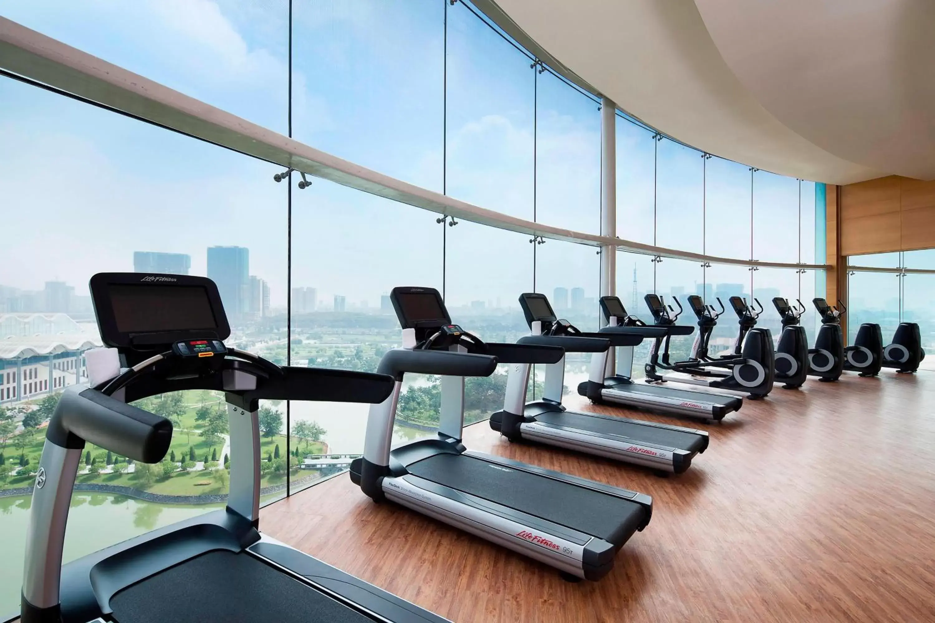 Fitness centre/facilities, Fitness Center/Facilities in JW Marriott Hotel Hanoi