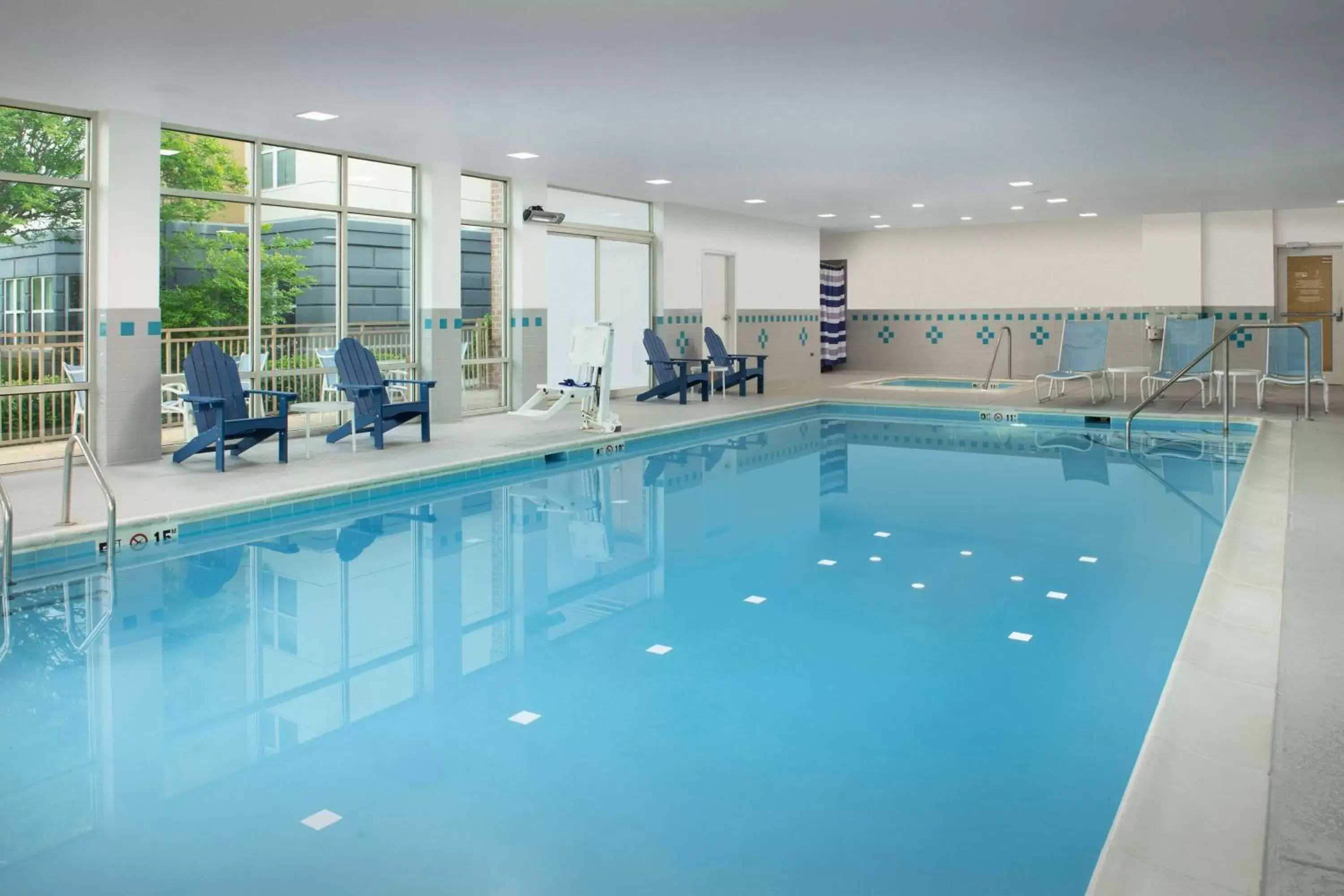 Pool view, Swimming Pool in Embassy Suites by Hilton Dulles North Loudoun