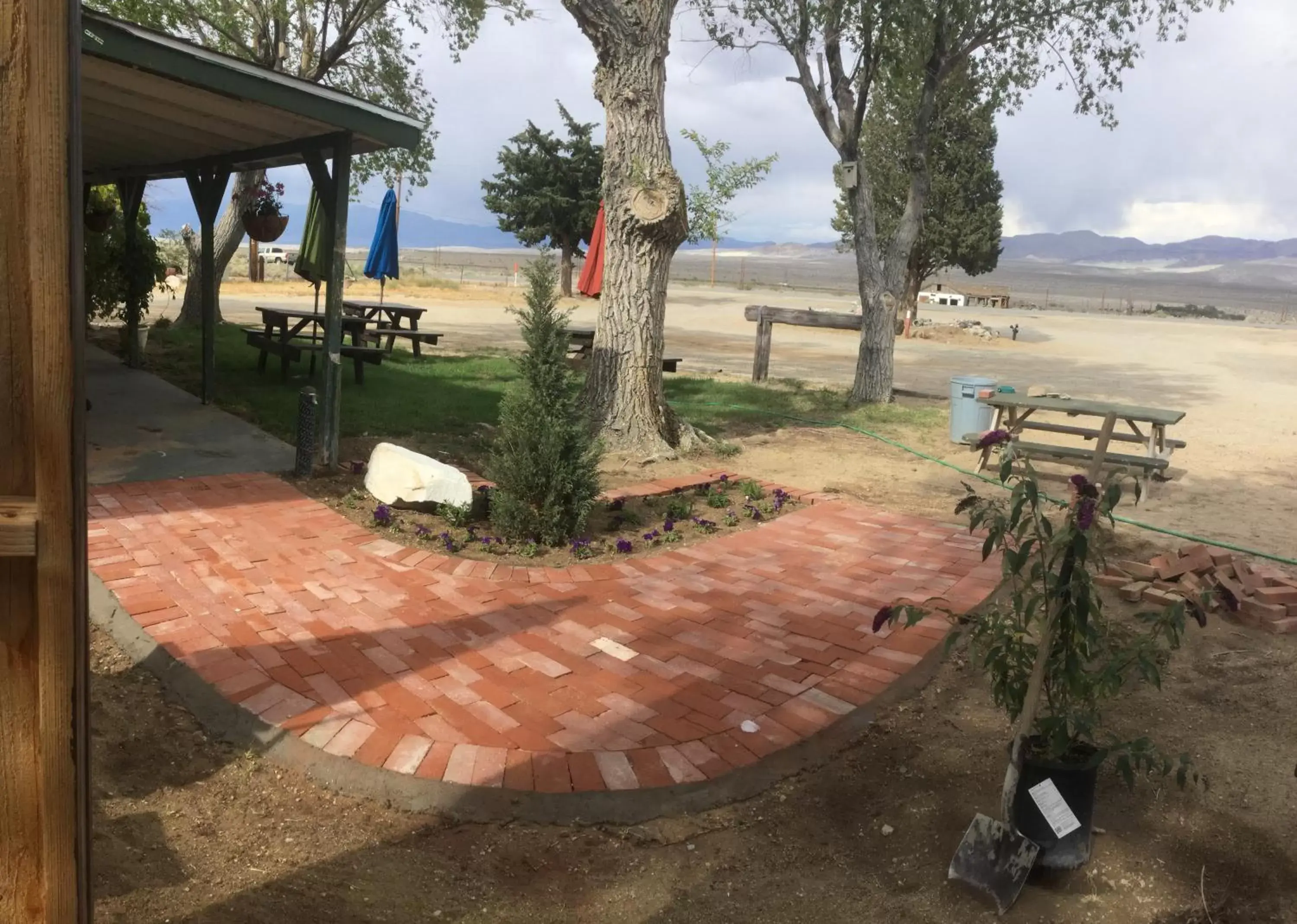 Patio in Olancha RV Park and Motel