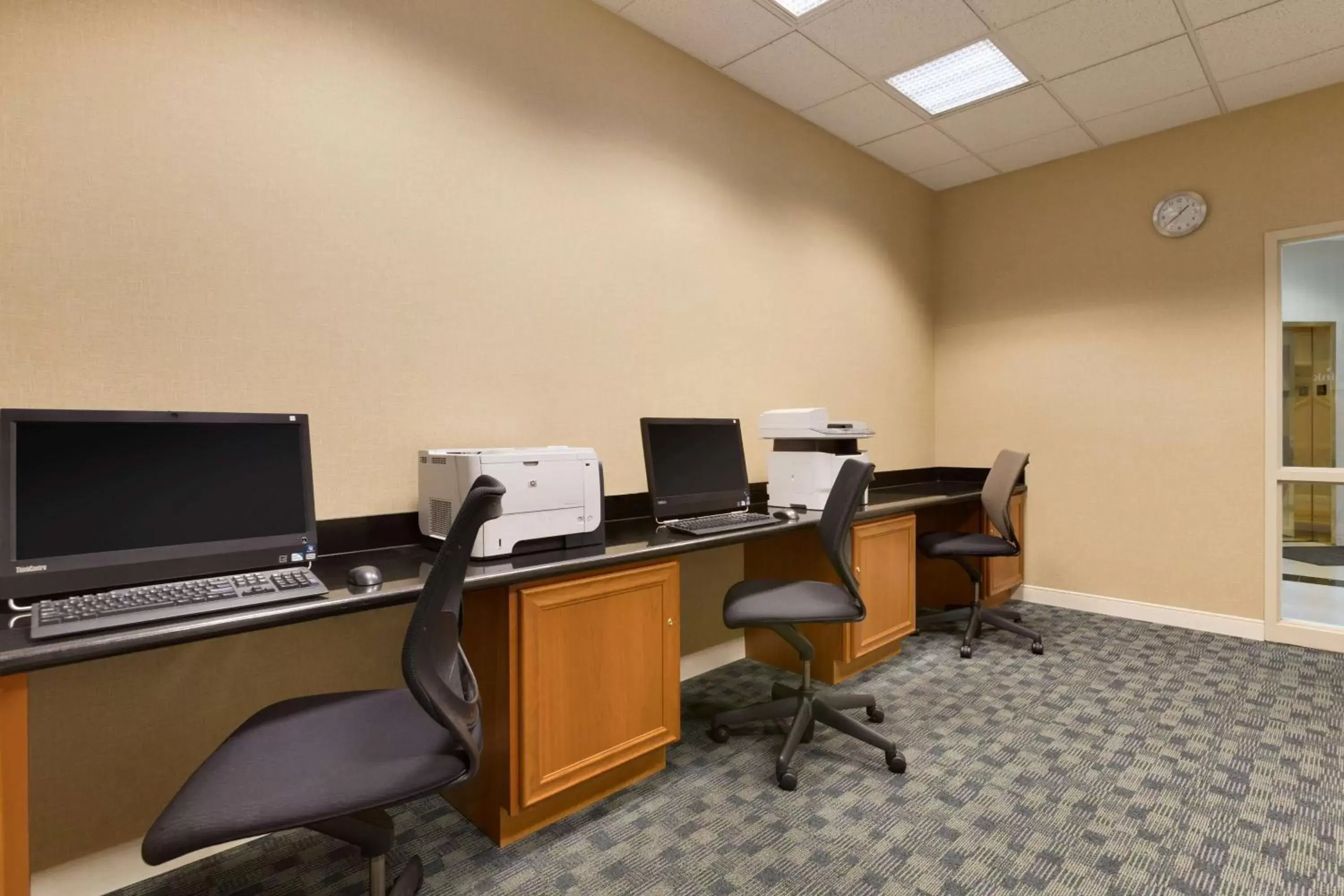 Business facilities, Business Area/Conference Room in Embassy Suites Newark - Wilmington/South