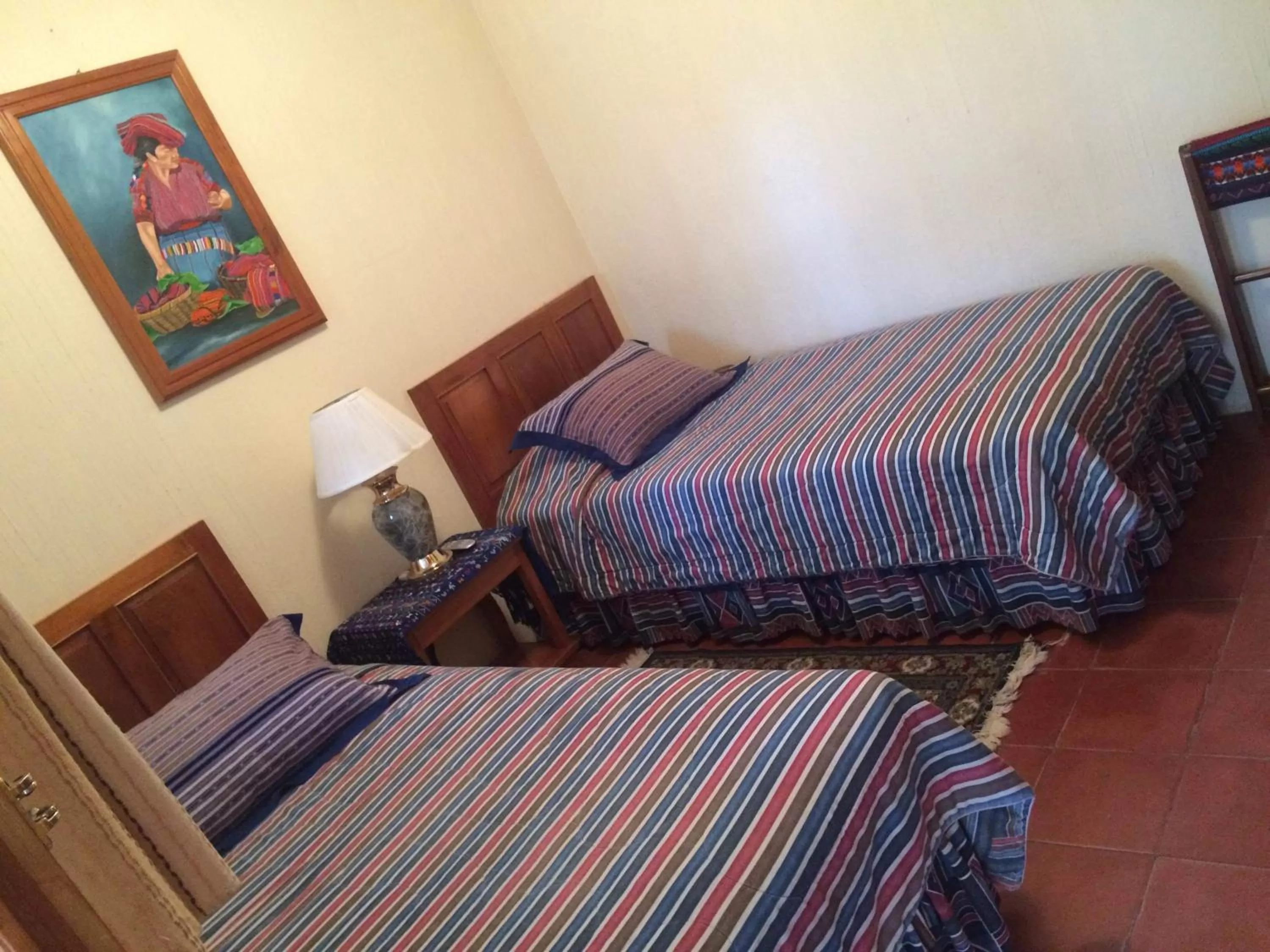 Photo of the whole room, Bed in Posada De Los Volcanes