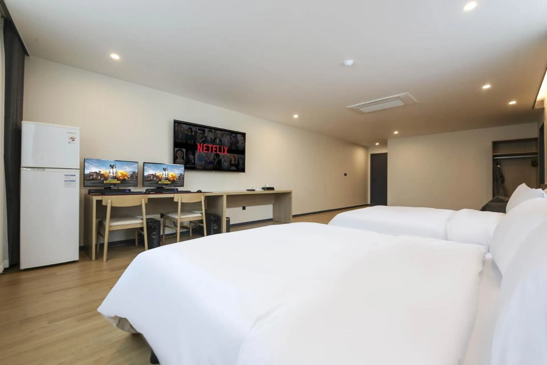 Bed in Benikea hotel