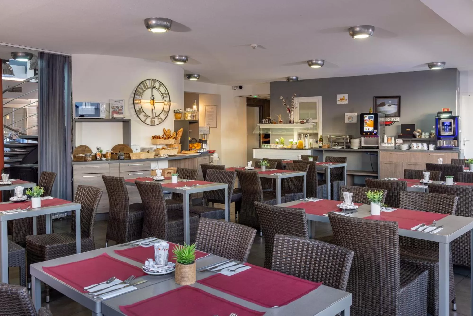 Restaurant/places to eat in The Originals City, Hôtel Les Dômes, Perpignan Sud Saleilles