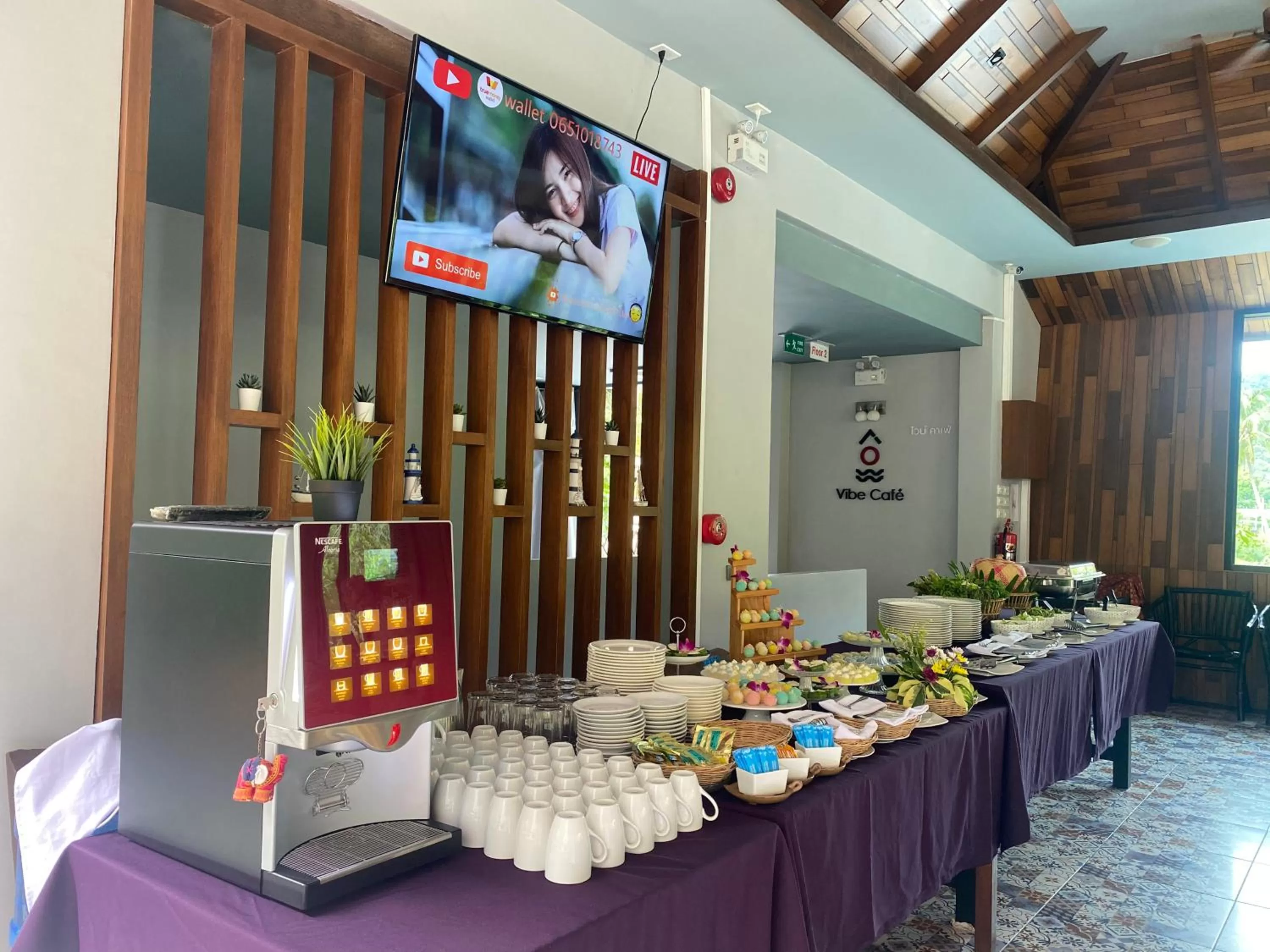 Restaurant/places to eat in The Scene Cliff View Villas