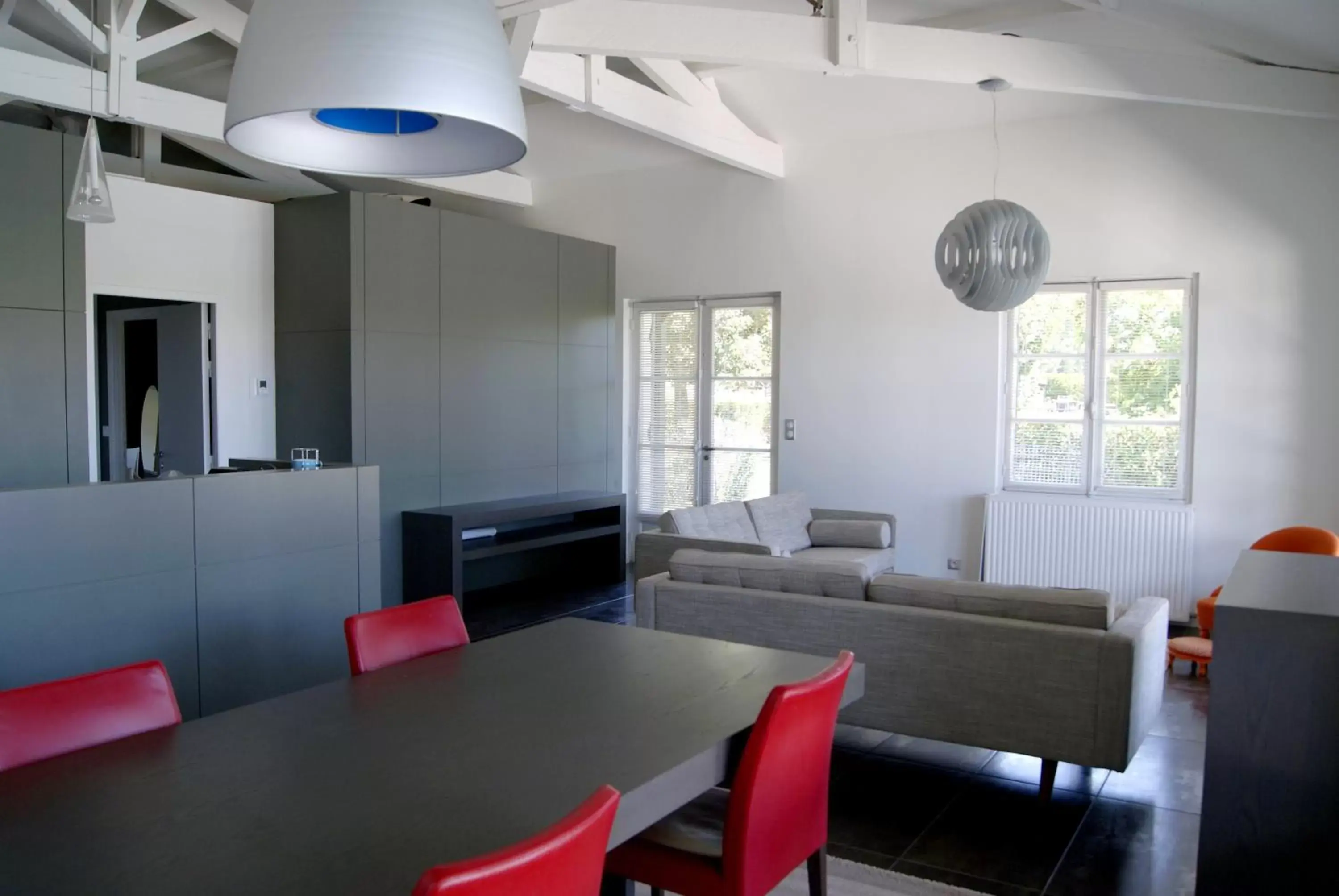 Seating area, Dining Area in Clos des Jacobins (Grand Cru Classé)