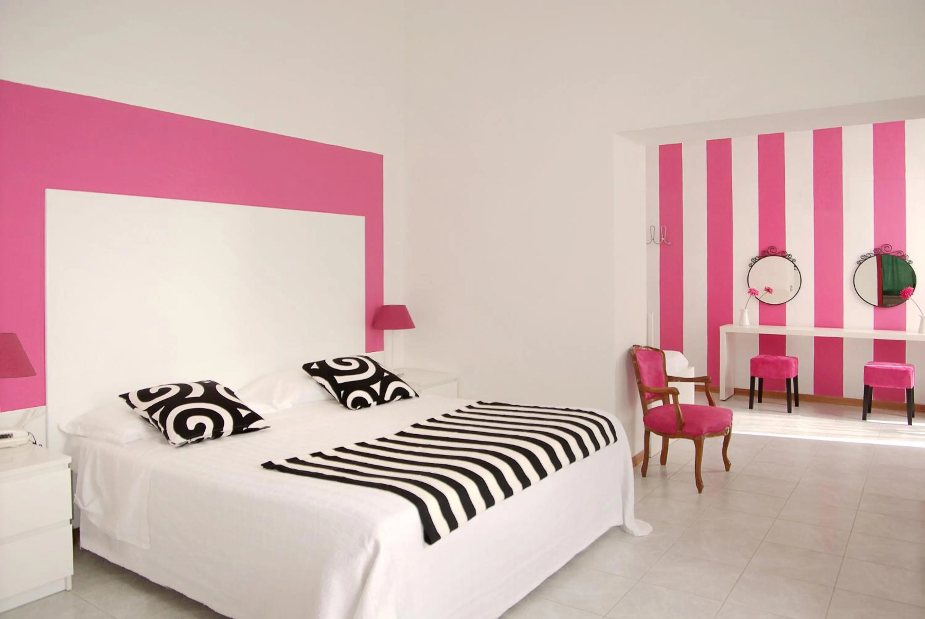 Photo of the whole room, Bed in Hotel Elite