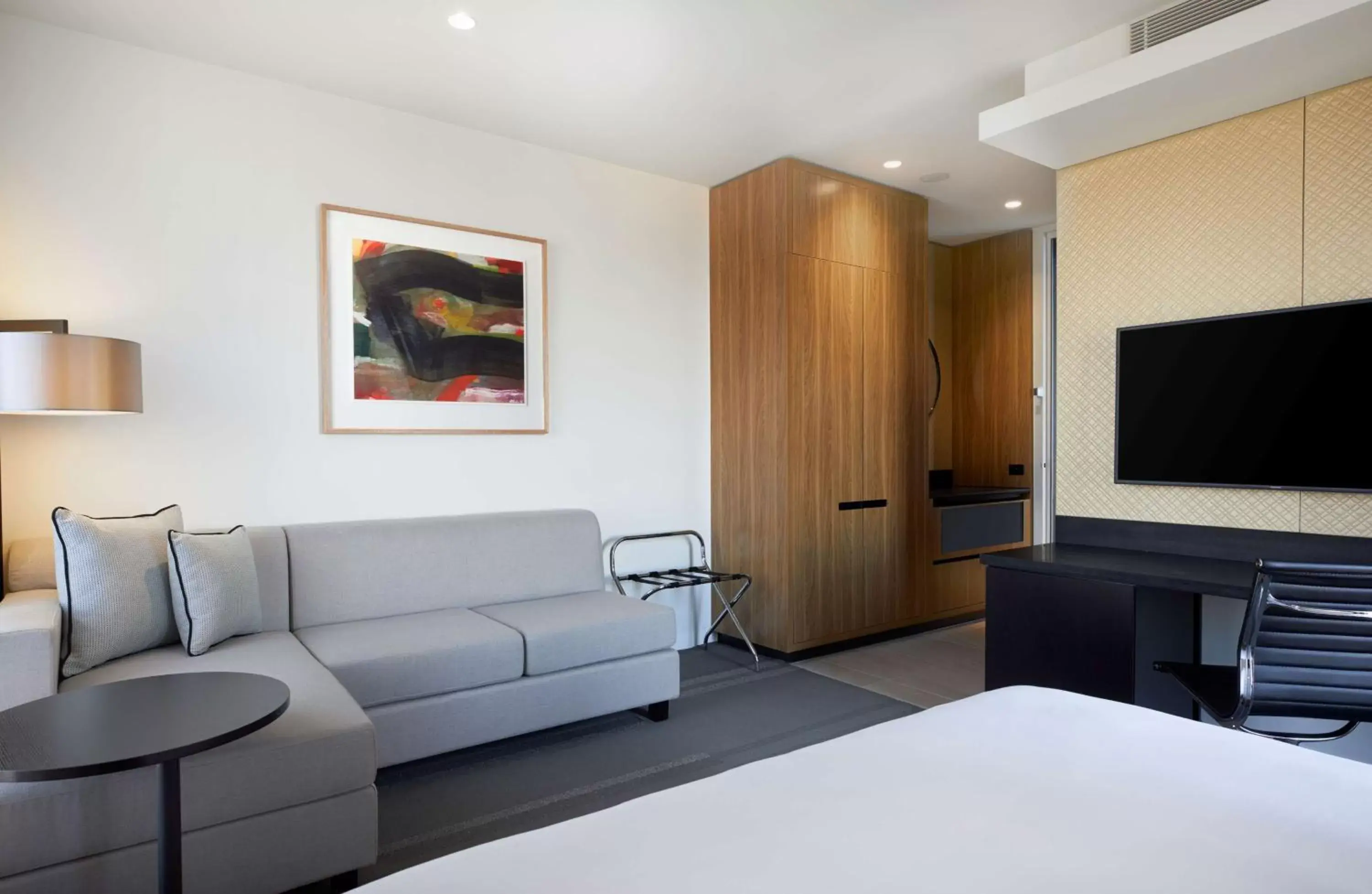 Photo of the whole room, Seating Area in Hyatt Place Melbourne, Essendon Fields