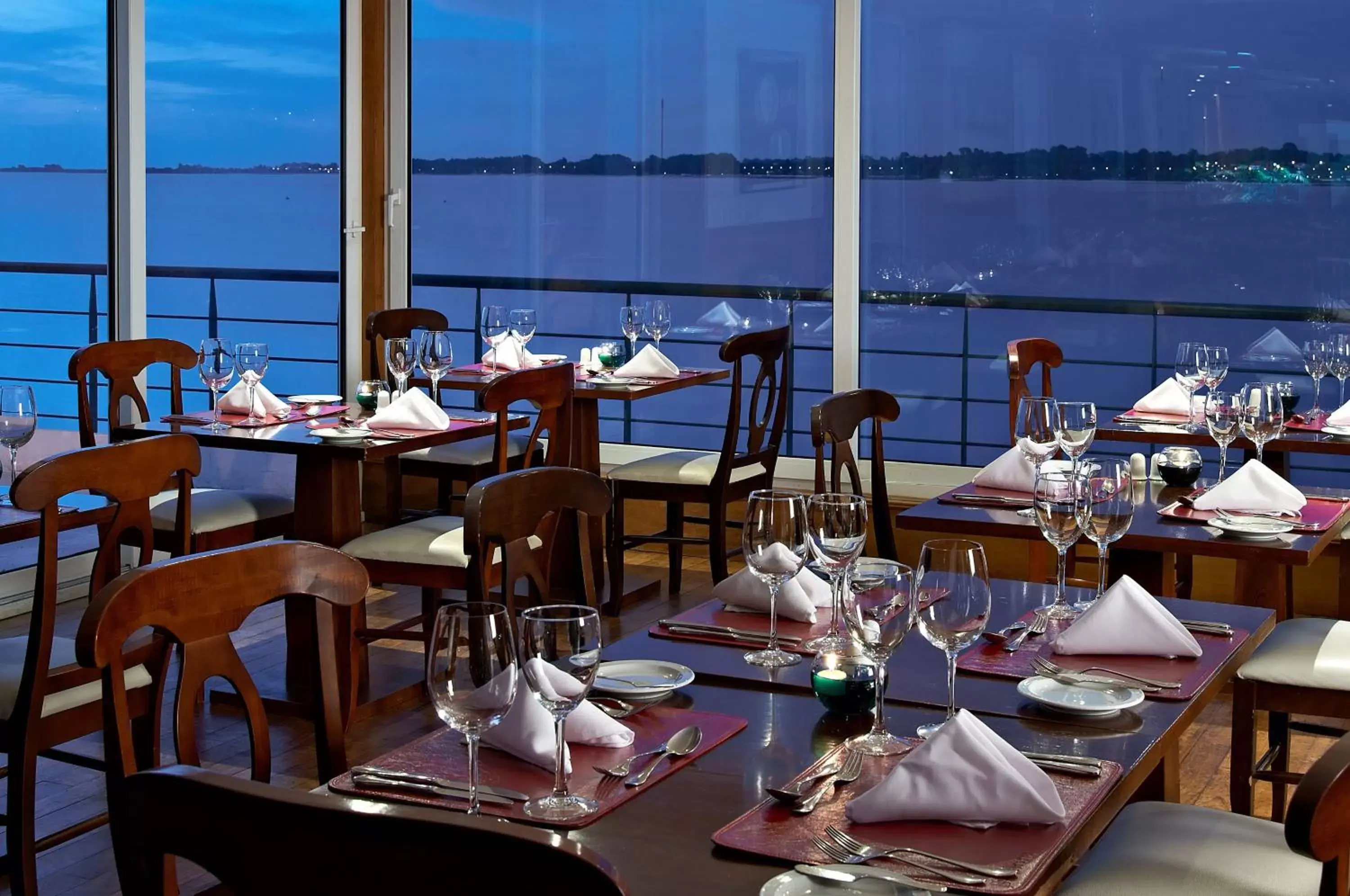 Restaurant/Places to Eat in Radisson Colonia Del Sacramento Hotel