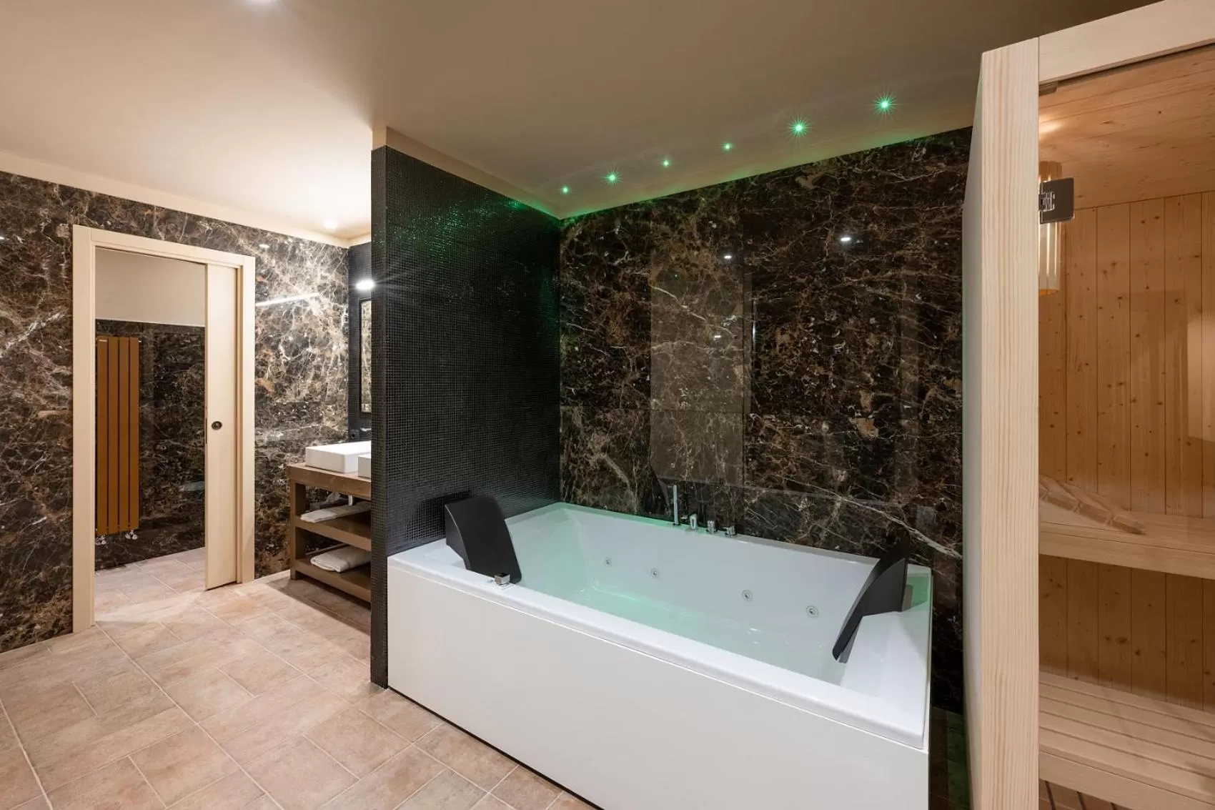 Hot Tub in Altarocca Wine Resort Adults Only