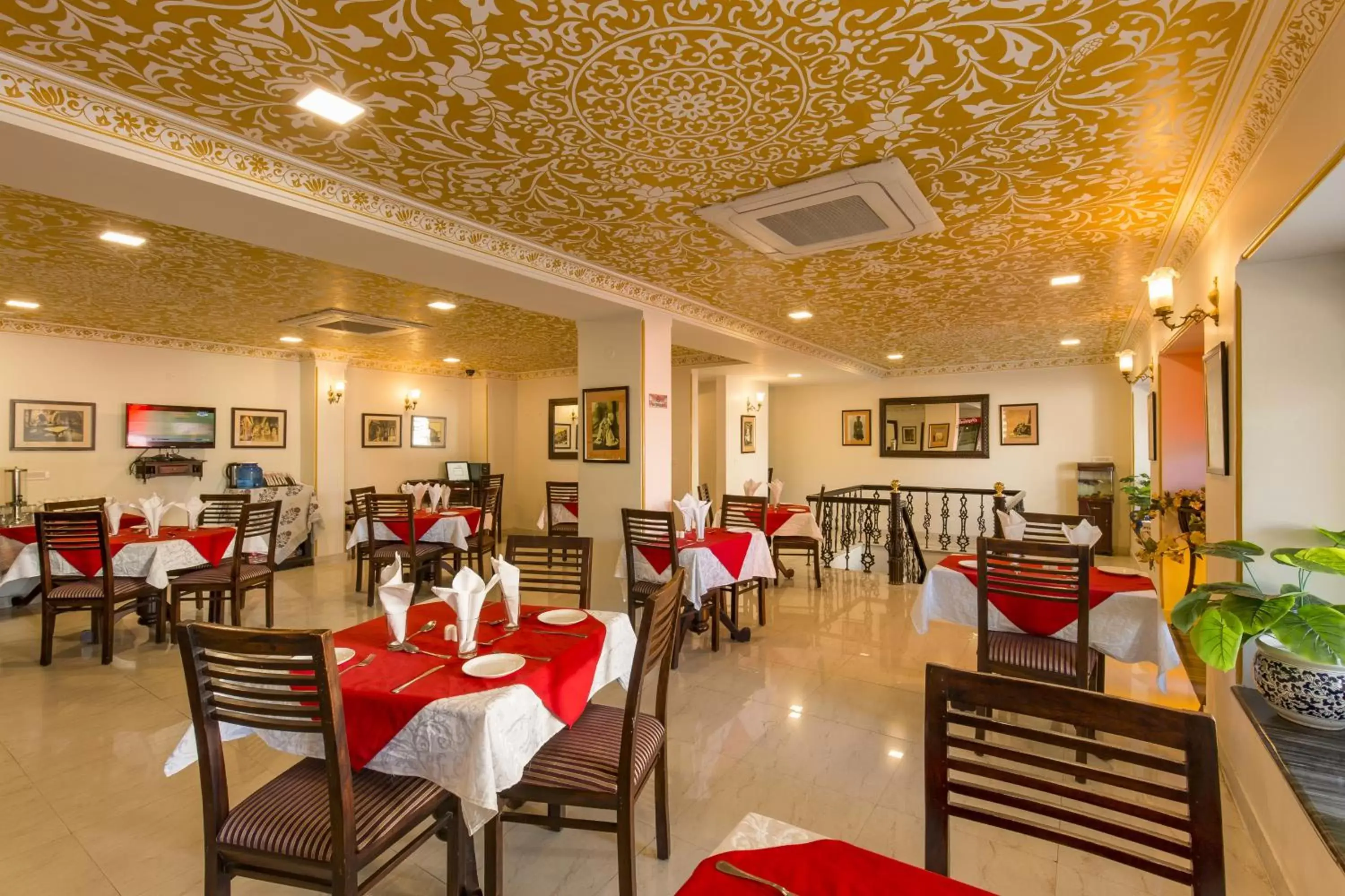 Restaurant/Places to Eat in Umaid Residency - A Regal Heritage Home