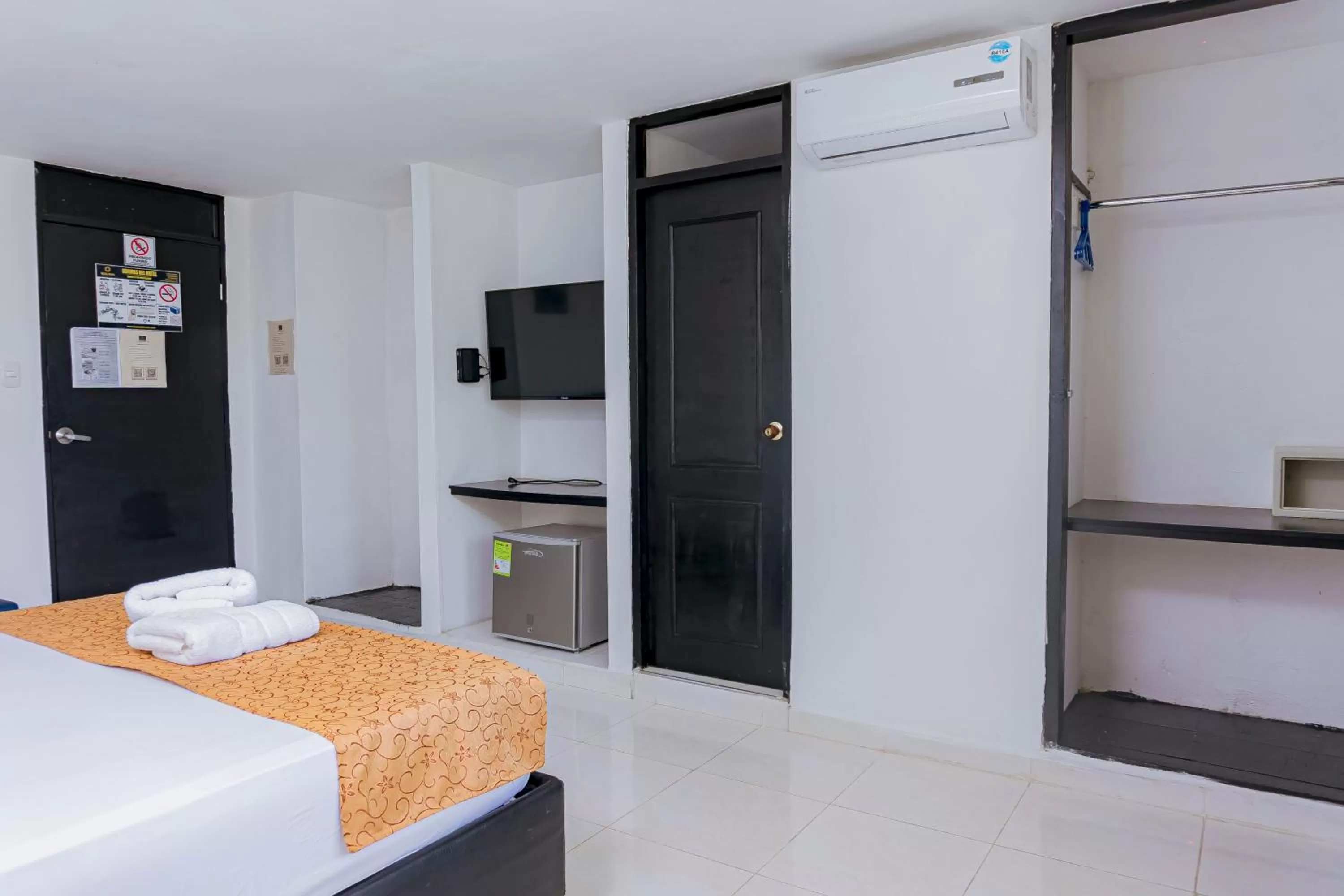 HOTEL SOL INN SANTA Marta