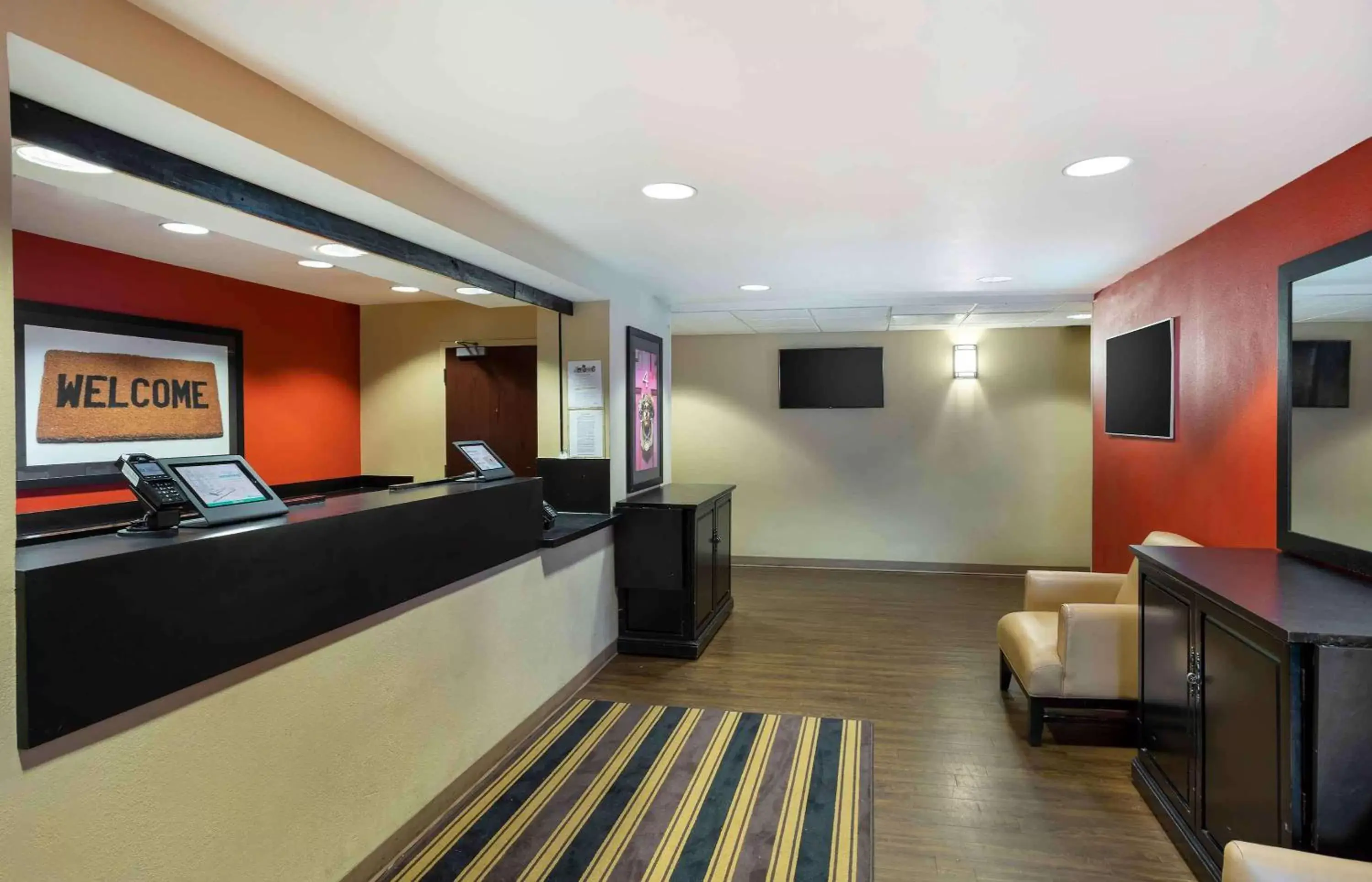 Lobby or reception, Lobby/Reception in Extended Stay America Suites - Meadowlands - Rutherford