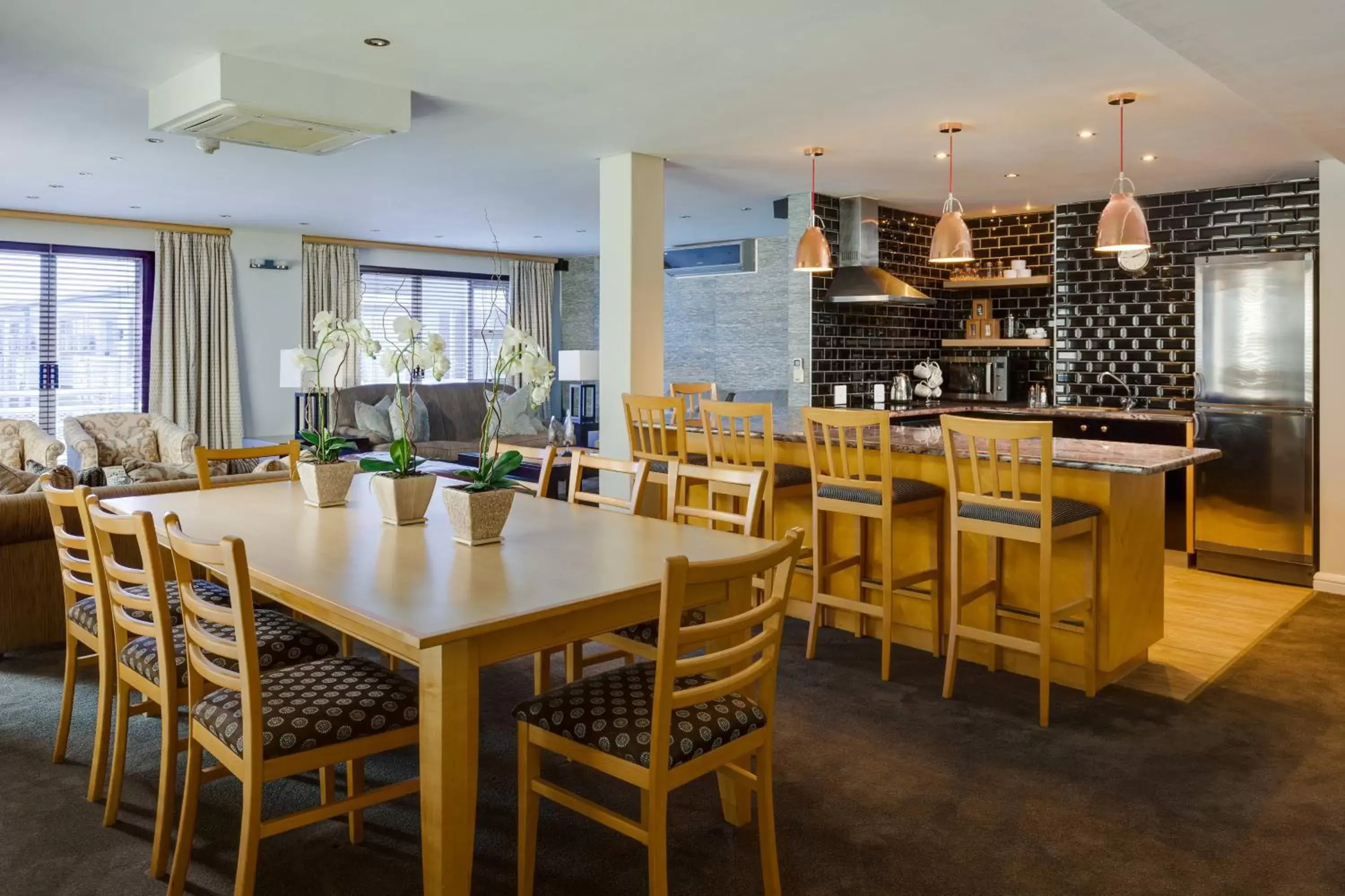 Living room, Restaurant/Places to Eat in Protea Hotel by Marriott Knysna Quays