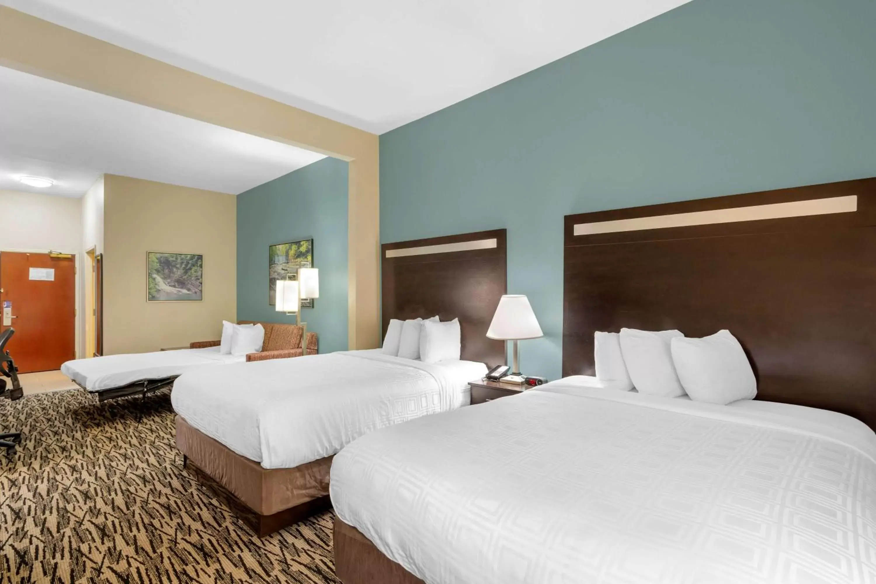 Bedroom, Bed in Best Western Plus McDonough Inn & Suites