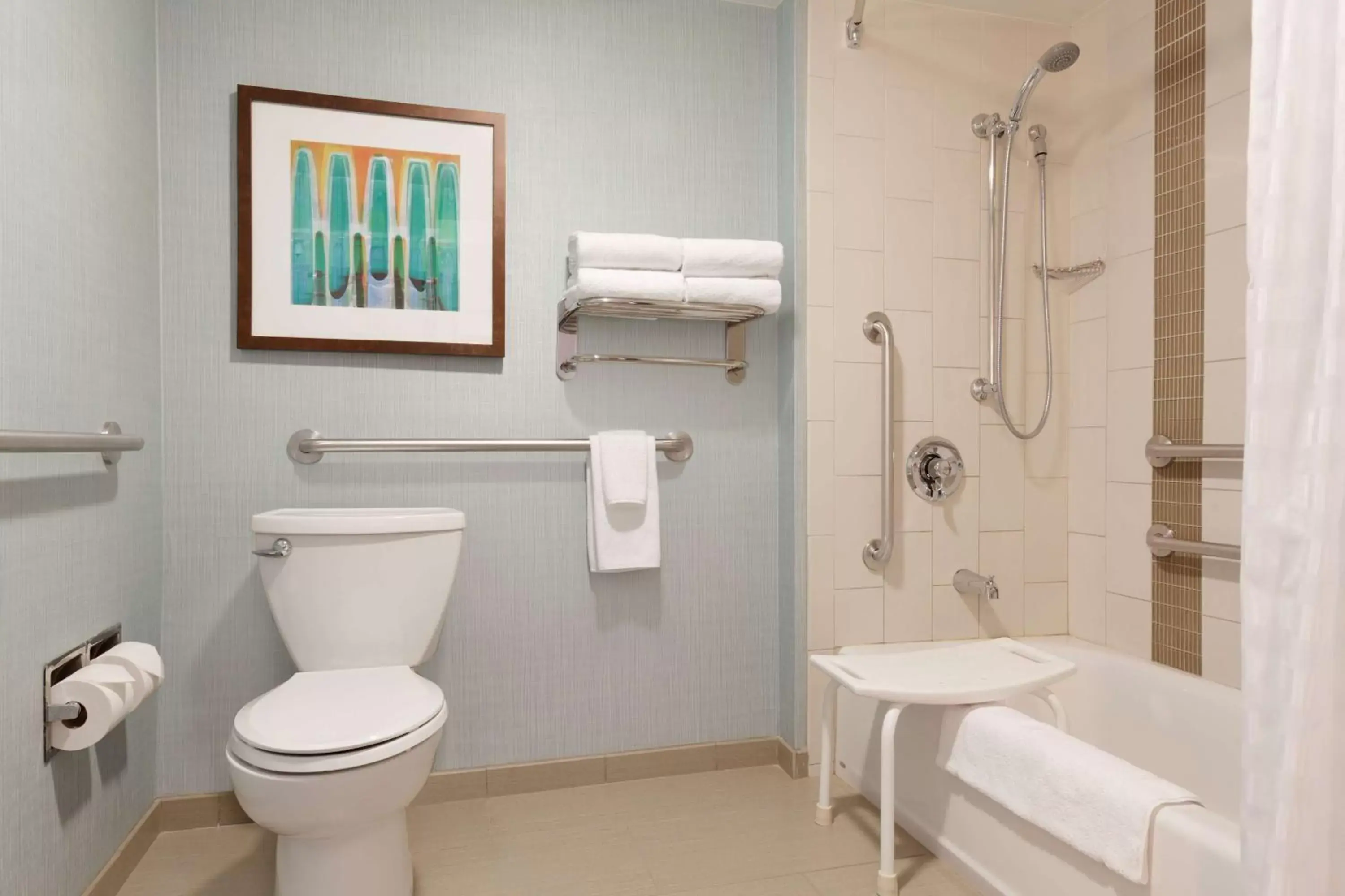 King Room with Sofa Bed and Accessible Tub - Disability Access in Hyatt Place Charlotte Airport/Lake Pointe