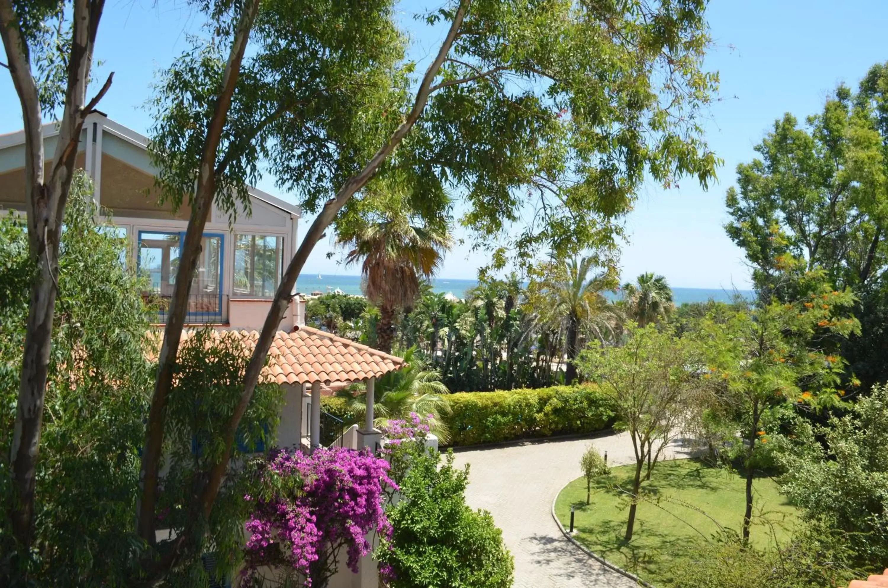 Garden view in Le Dune Sicily Hotel