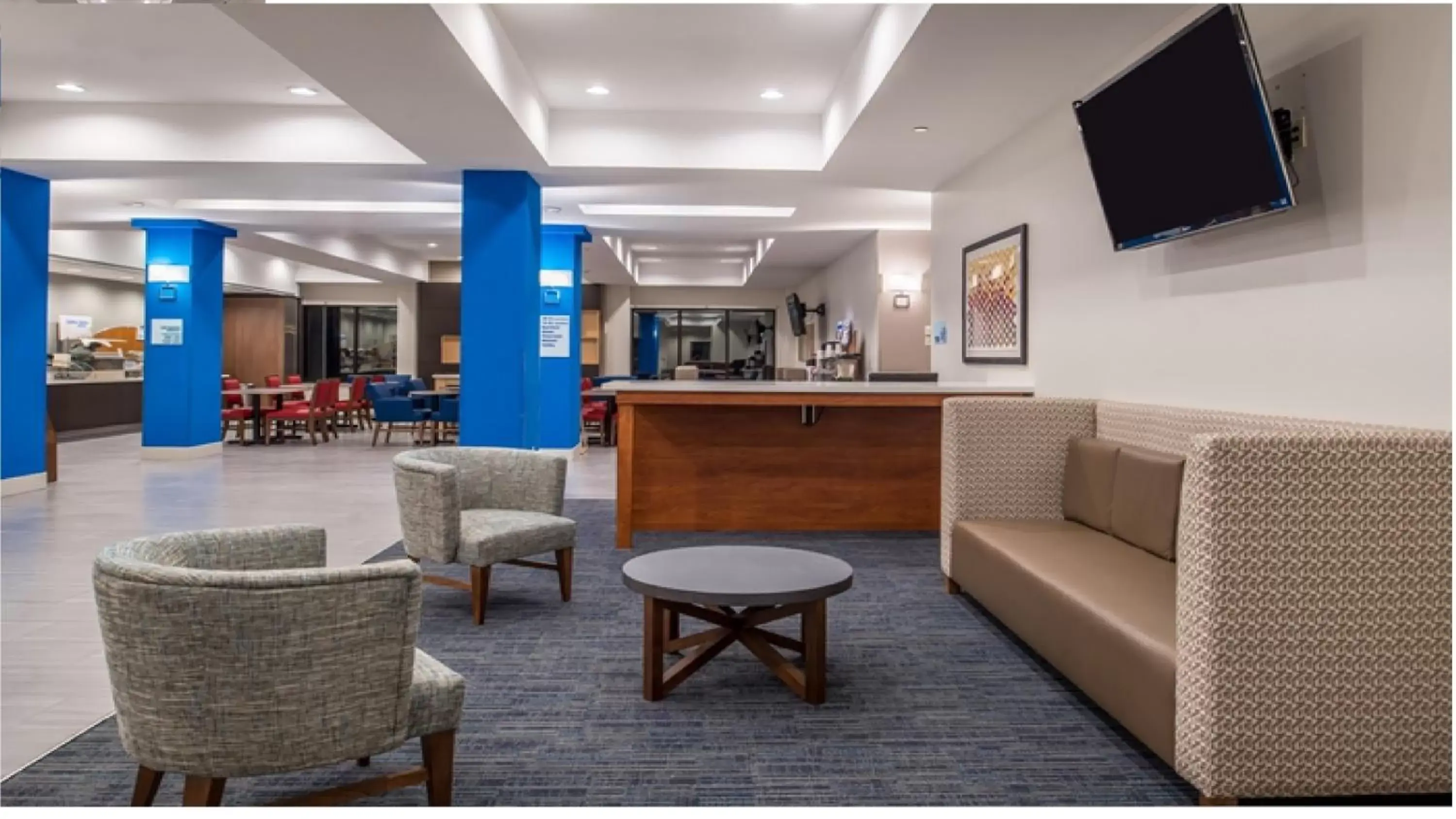 Property building, Lobby/Reception in Holiday Inn Express Hotel & Suites La Place, an IHG Hotel