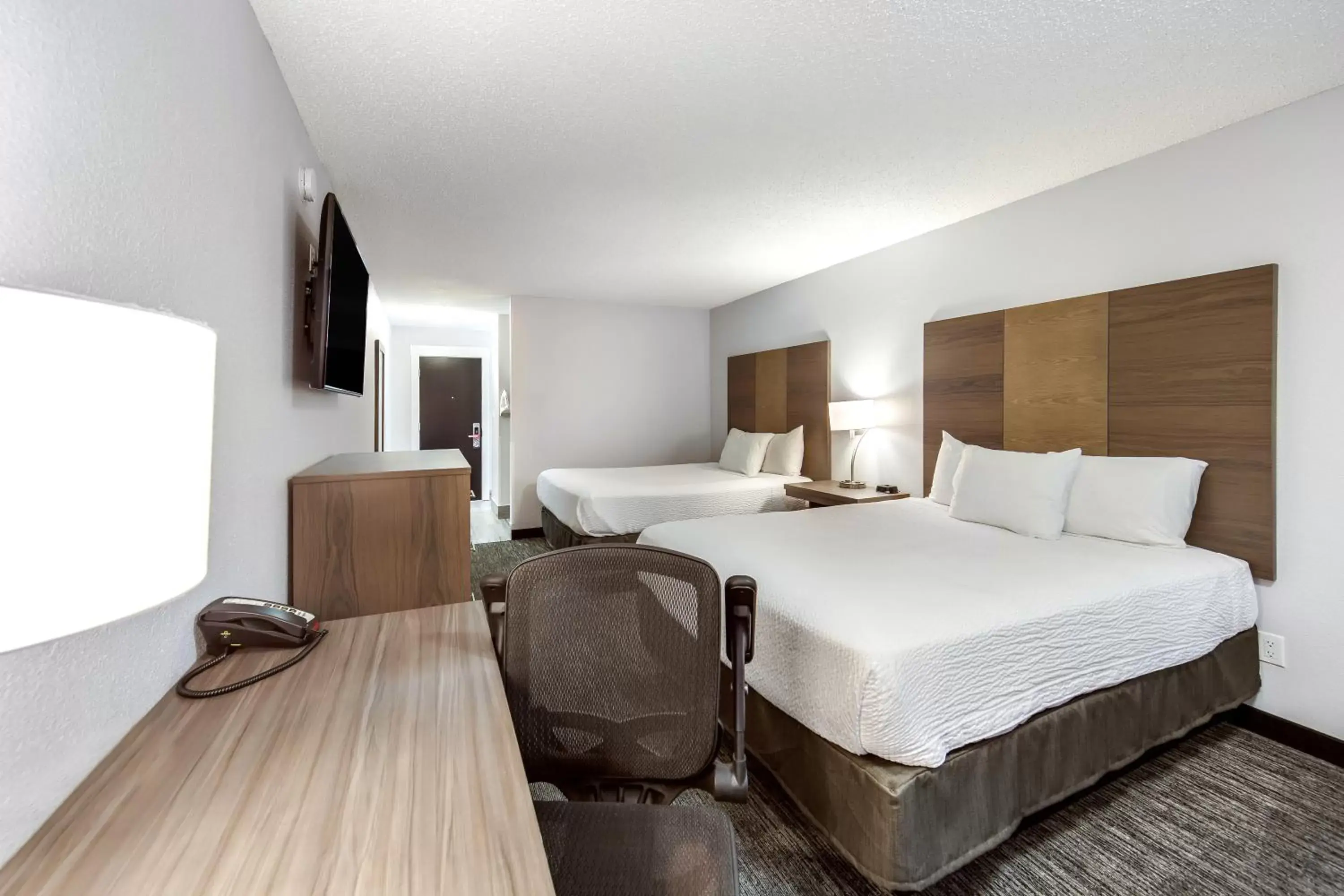 Bedroom, Bed in Red Lion Inn & Suites Grants Pass