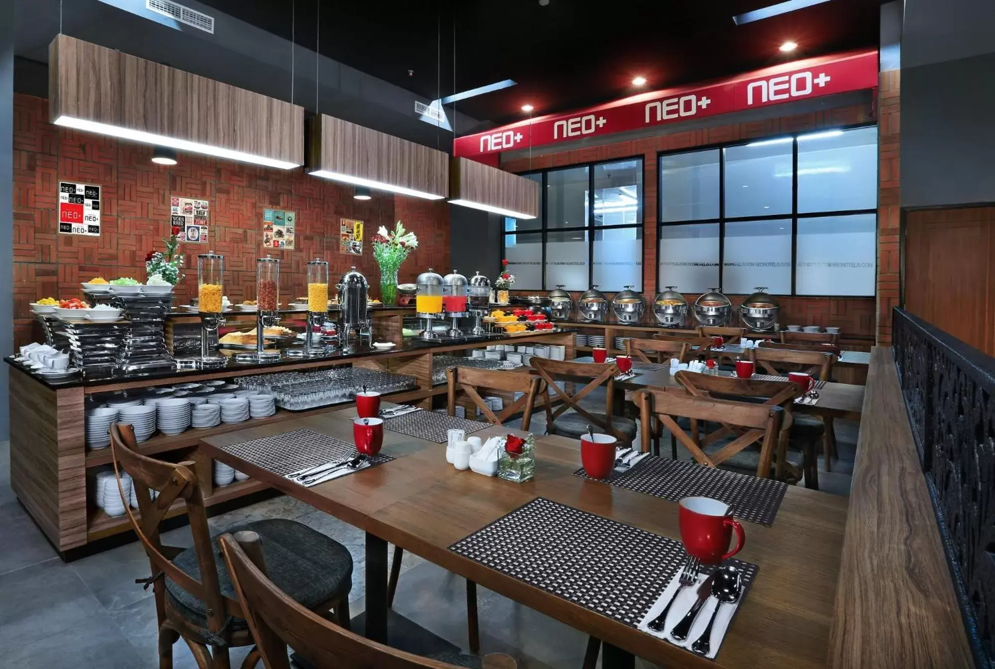 Restaurant/places to eat in NEO+Waru-Sidoarjo by ASTON Restaurant/places to eat in NEO+Waru-Sidoarjo by ASTON