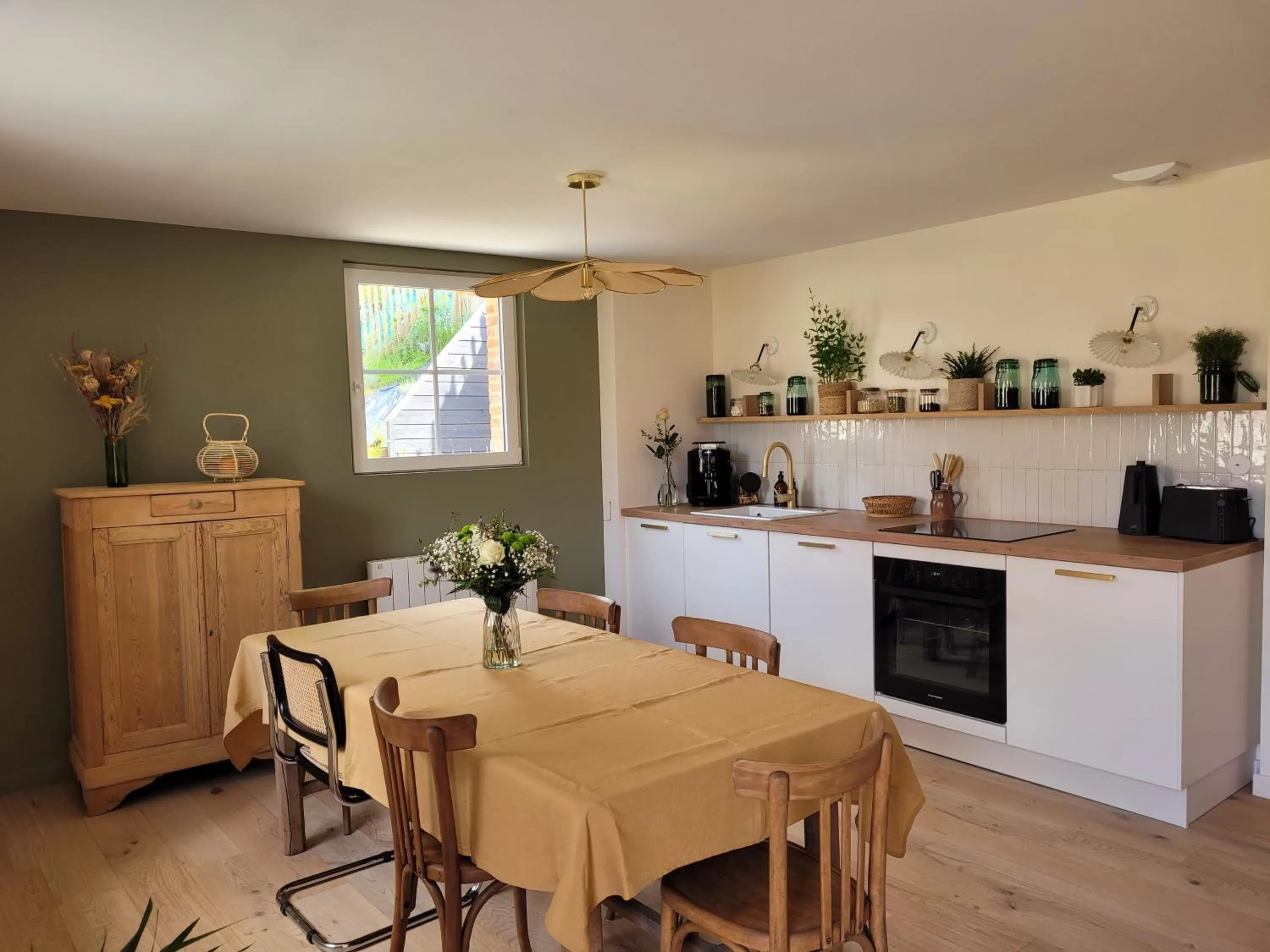 Kitchen/Kitchenette in Les Fabulettes